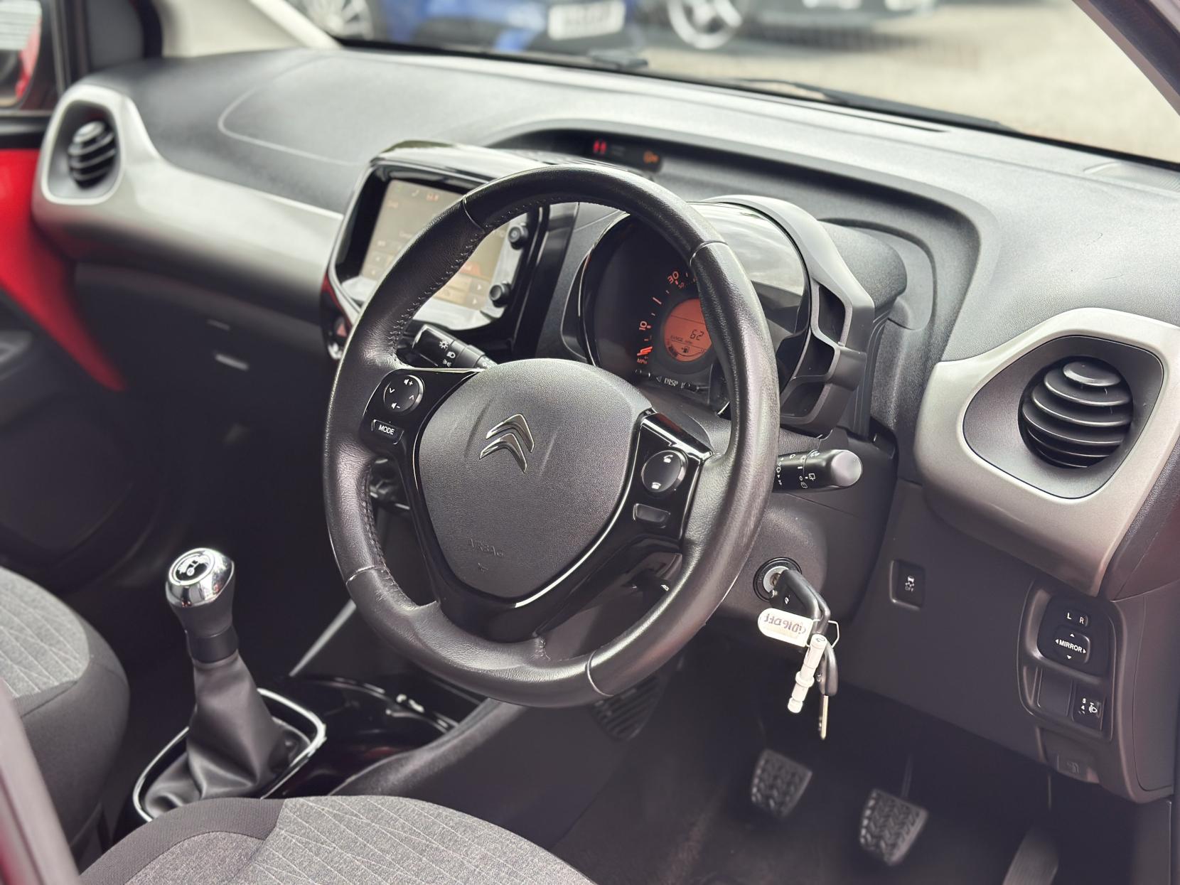 Citroen C1 1.2 PureTech Flair Hatchback 5dr Petrol Manual Euro 6 (82 ps)