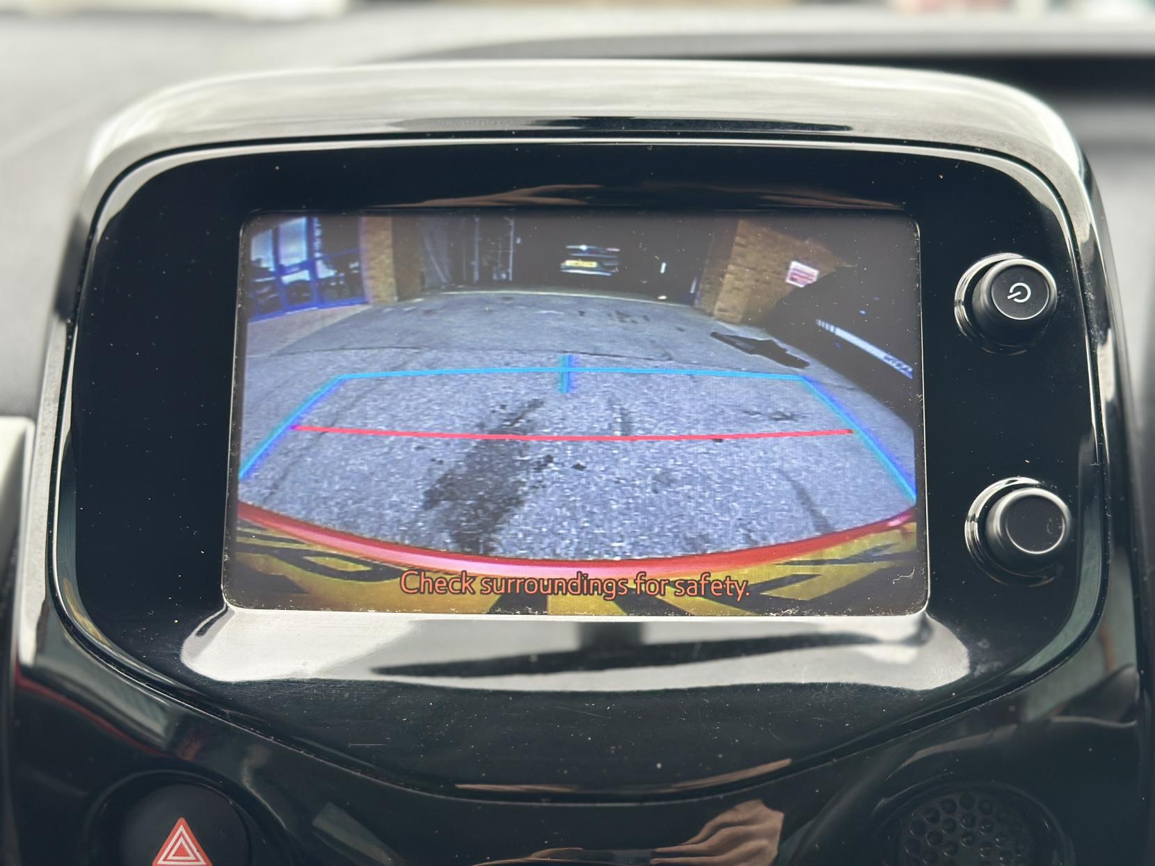 Citroen C1 1.2 PureTech Flair Hatchback 5dr Petrol Manual Euro 6 (82 ps)