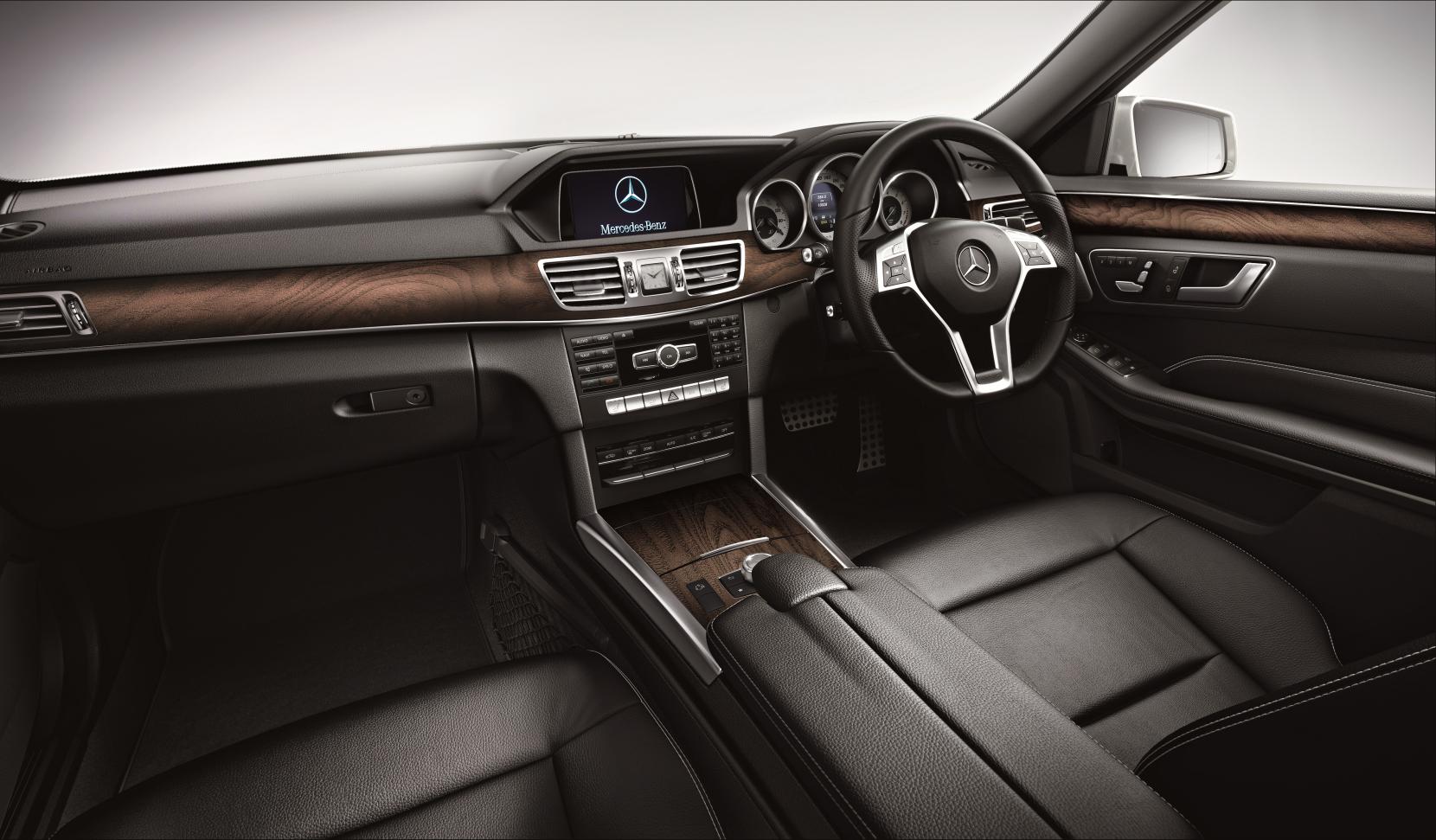 Mercedes-Benz E Class 2.0 E250 Avantgarde 1st Anniversary Edition  Estate (2013 - 2016)