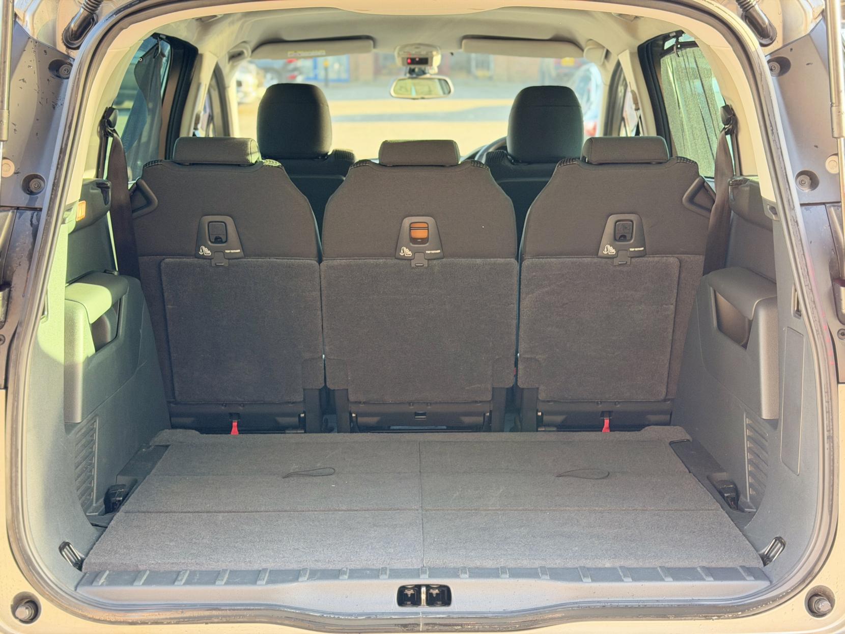 Peugeot 5008 1.6 THP Exclusive MPV 5dr Petrol Auto Euro 5 (156 ps)