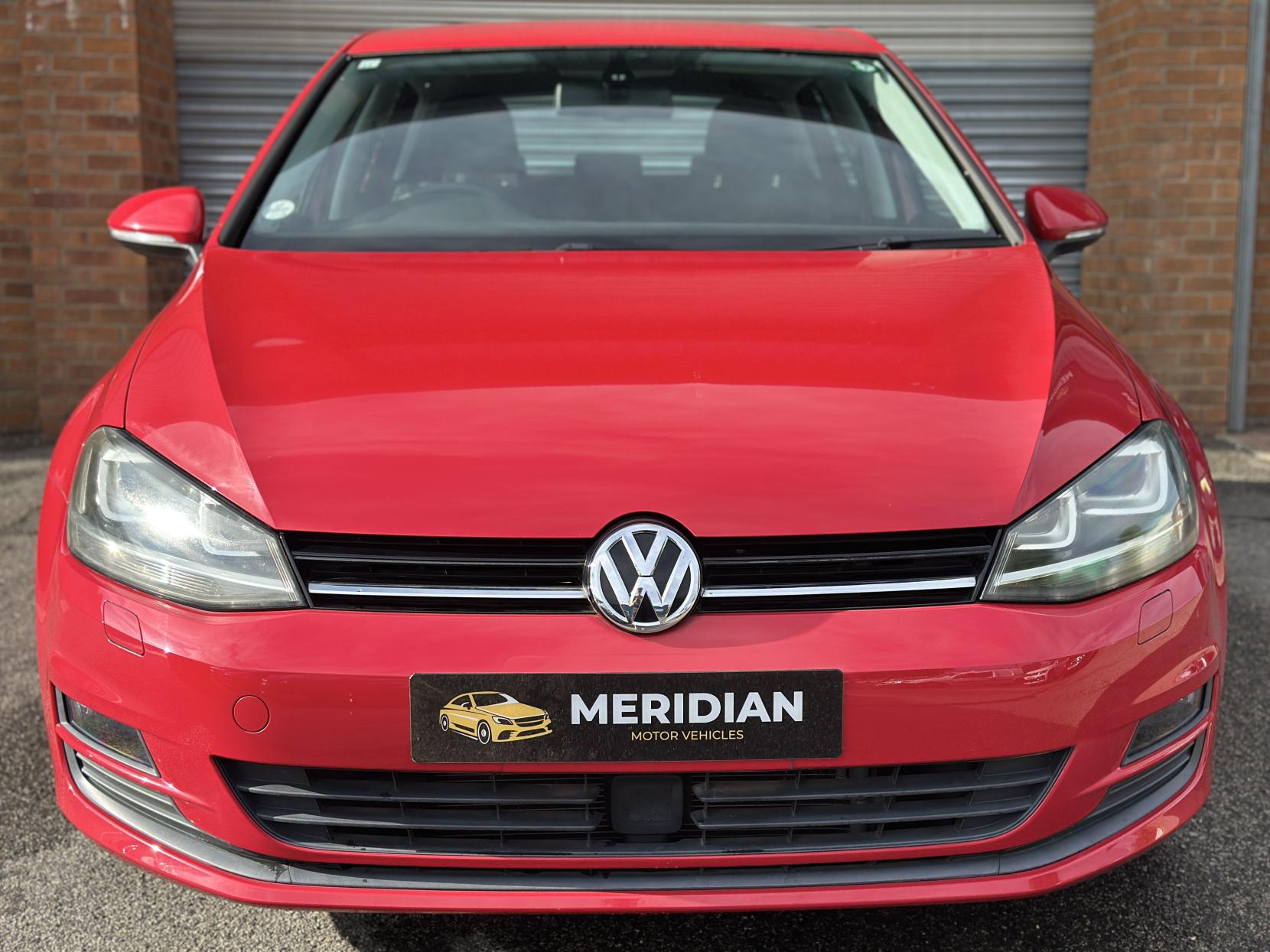 Volkswagen Golf 1.2 TSI BlueMotion Tech S Hatchback 5dr Petrol DSG Euro 5 (s/s) (105 ps)