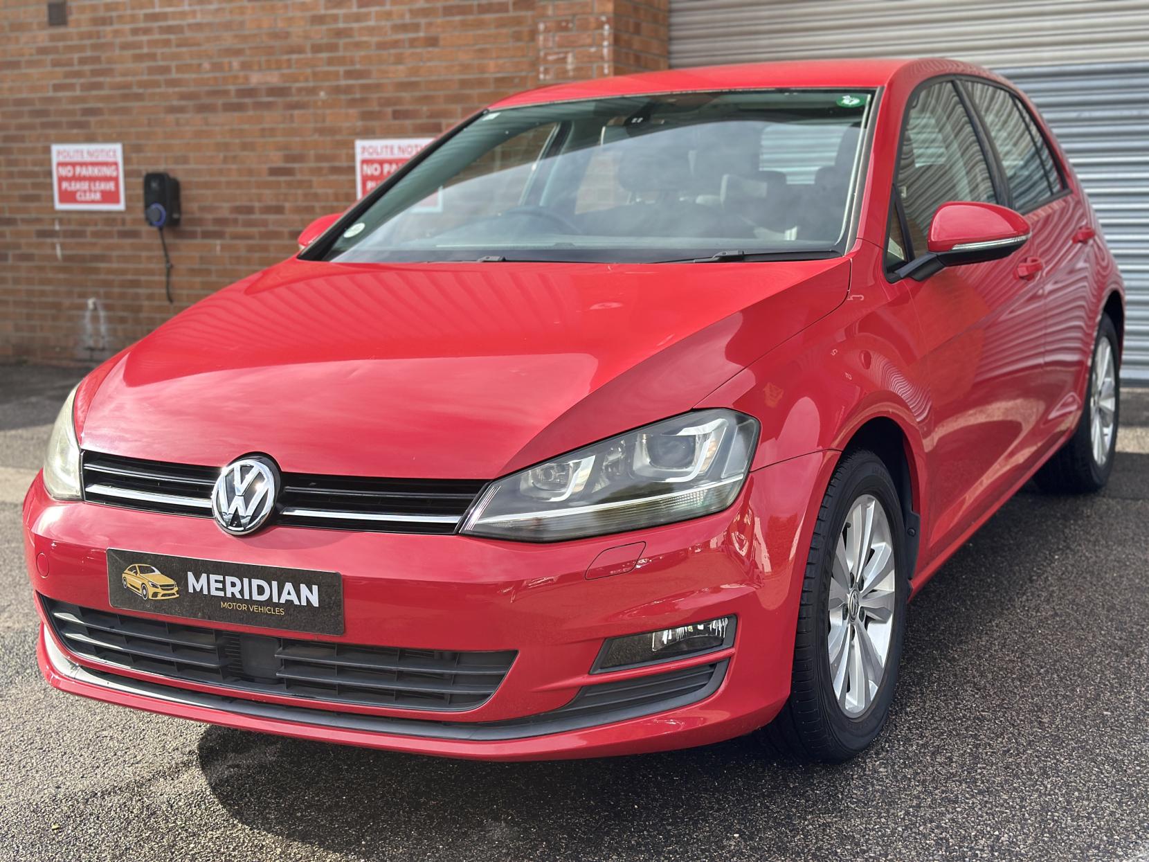 Volkswagen Golf 1.2 TSI BlueMotion Tech S Hatchback 5dr Petrol DSG Euro 5 (s/s) (105 ps)