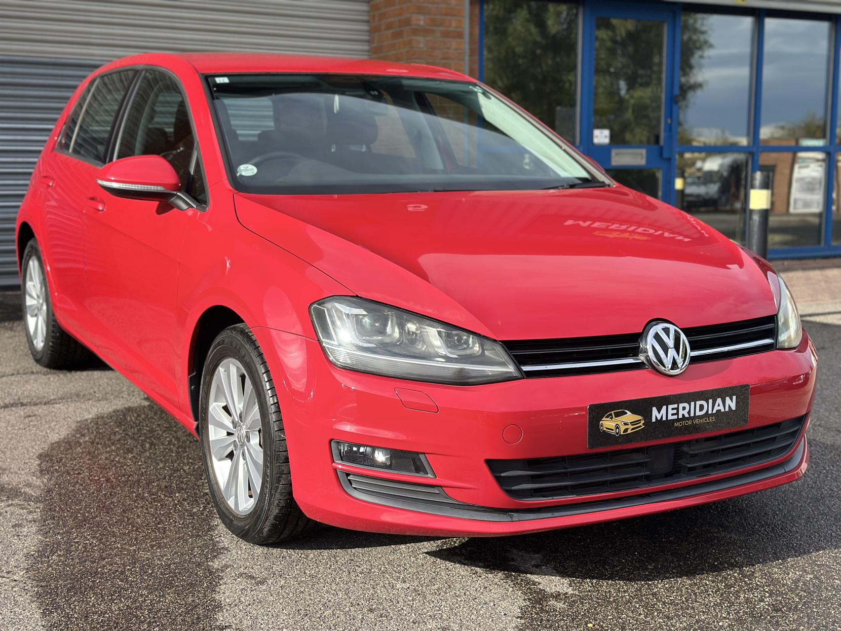 Volkswagen Golf 1.2 TSI BlueMotion Tech S Hatchback 5dr Petrol DSG Euro 5 (s/s) (105 ps)