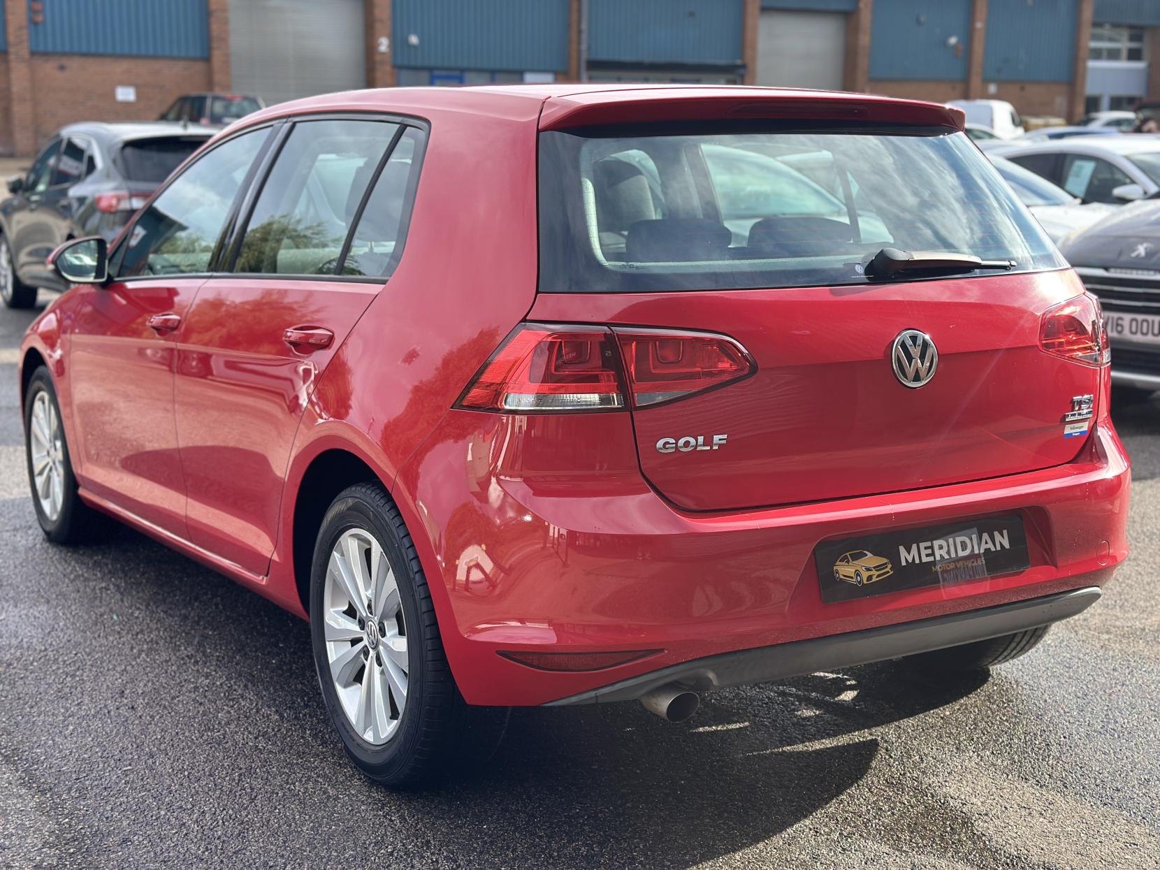 Volkswagen Golf 1.2 TSI BlueMotion Tech S Hatchback 5dr Petrol DSG Euro 5 (s/s) (105 ps)