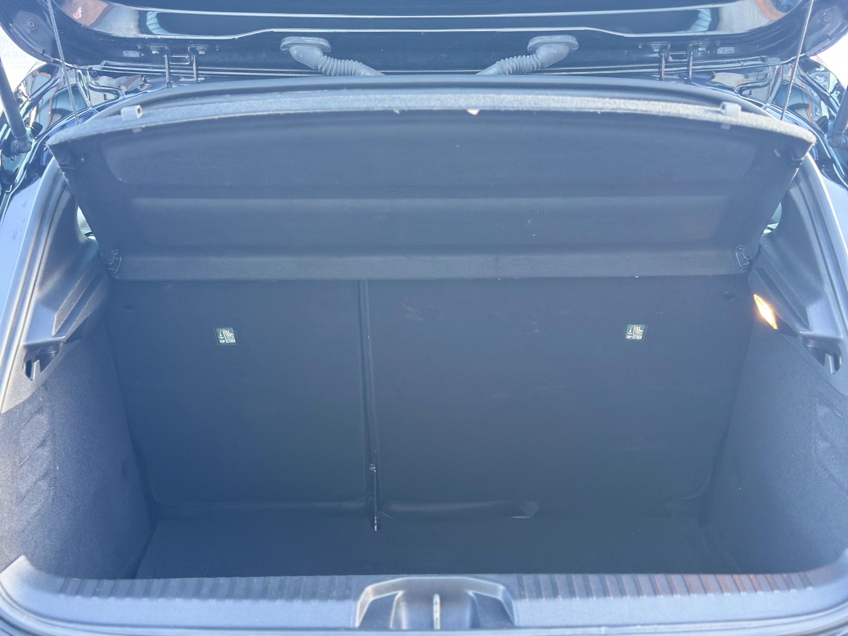 Renault Clio 1.0 TCe S Edition Hatchback 5dr Petrol Manual Euro 6 (s/s) (90 ps)