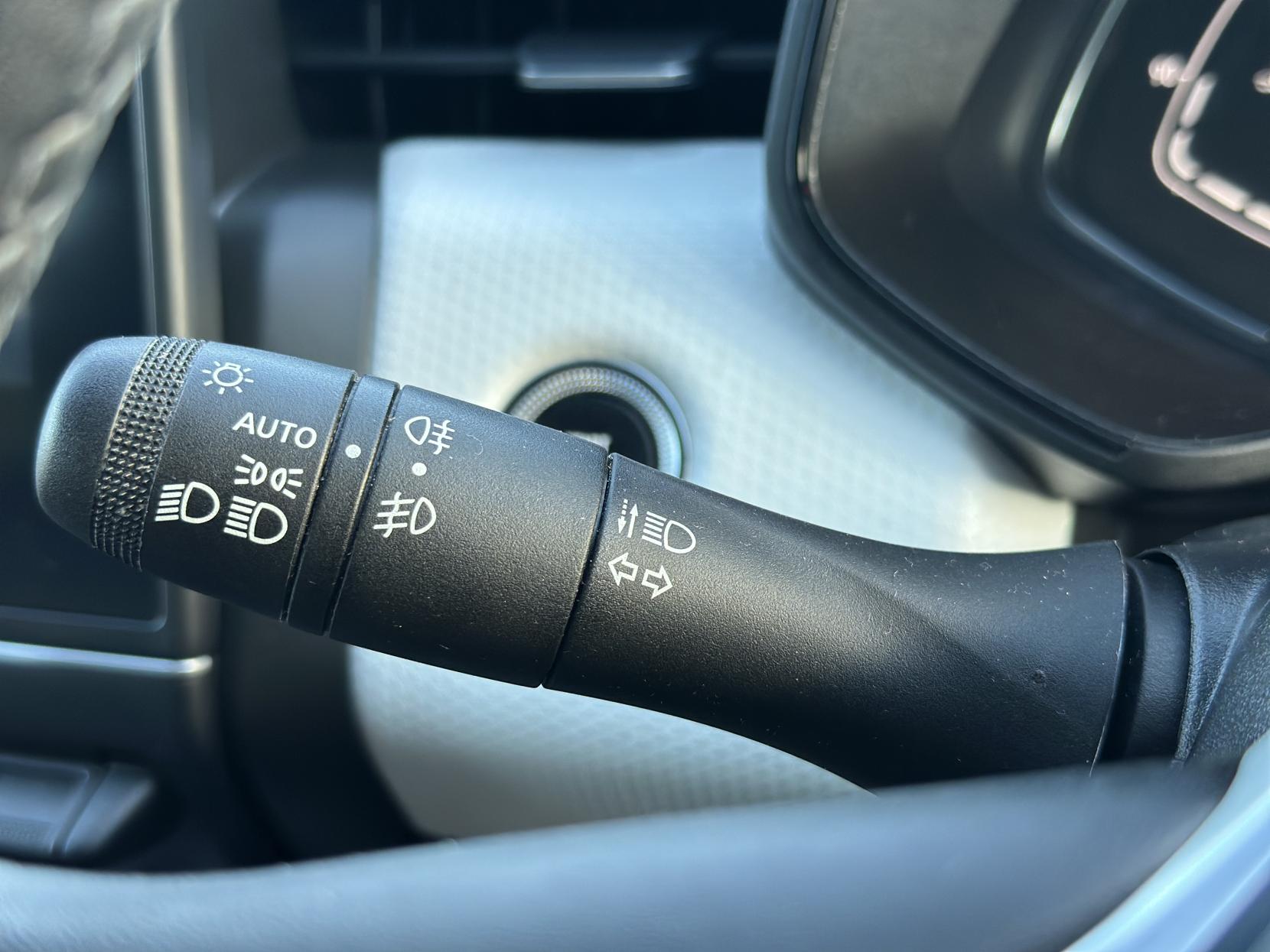 Renault Clio 1.0 TCe S Edition Hatchback 5dr Petrol Manual Euro 6 (s/s) (90 ps)