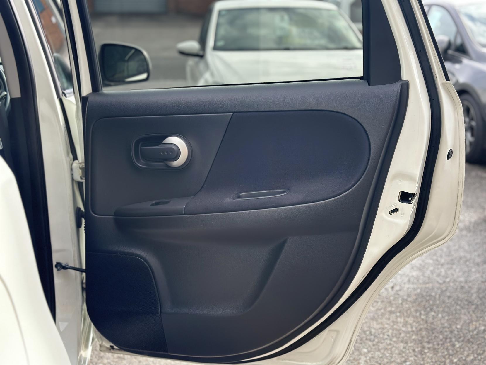 Nissan Note 1.5 dCi n-tec Hatchback 5dr Diesel Manual Euro 5 (90 ps)