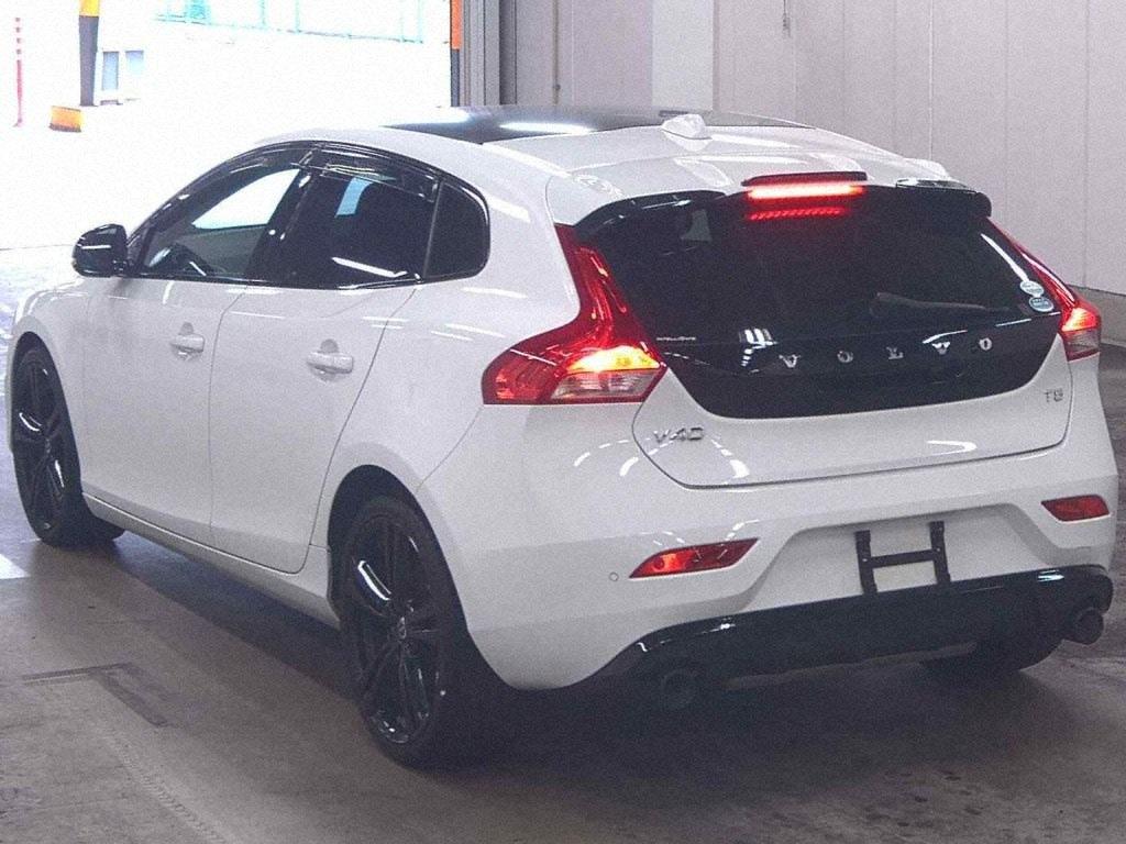 Volvo V40 T5 R-Design Carbon Edition