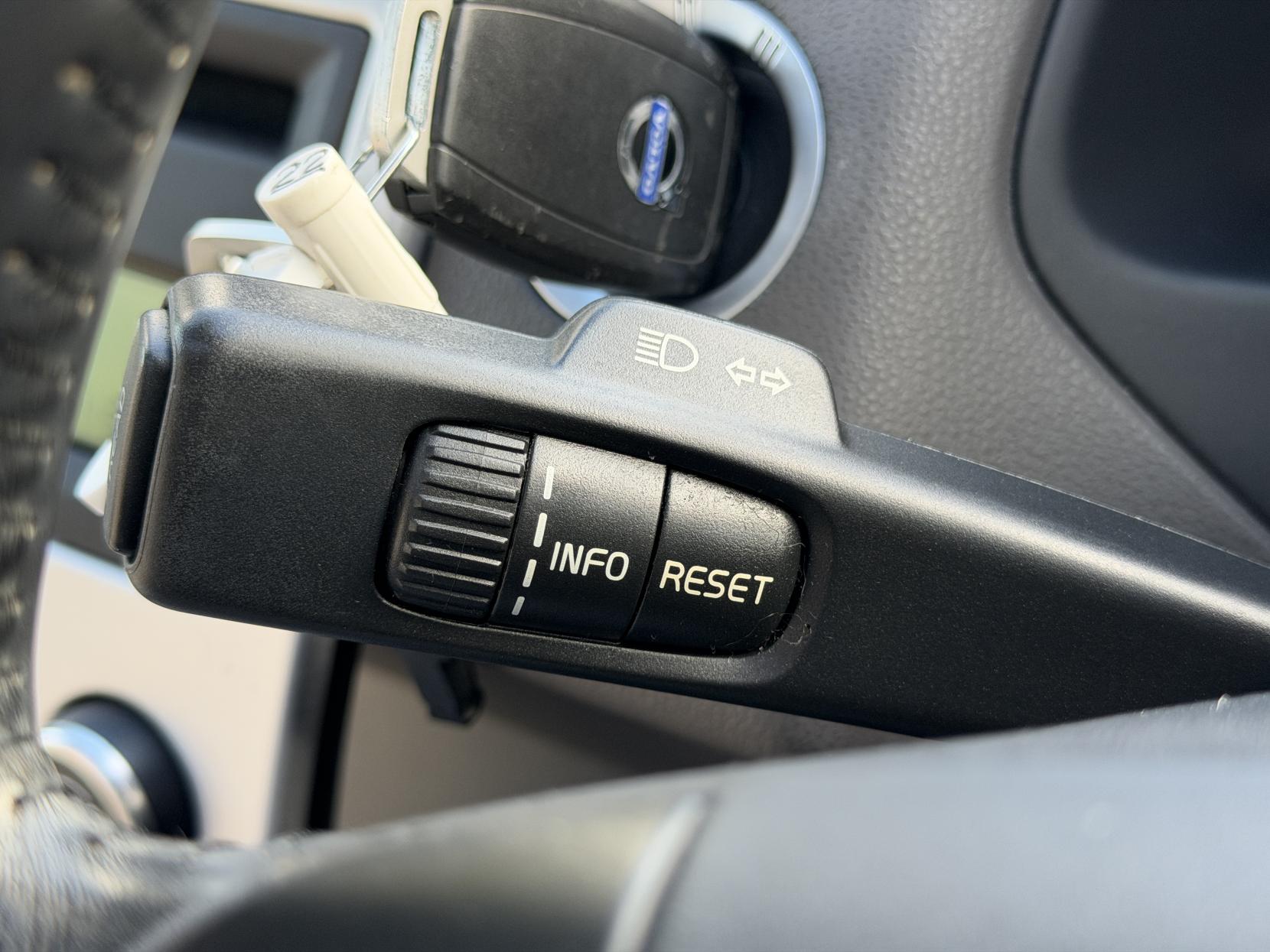 Volvo S40 2.0 CLASSIC Saloon (2007 - 2013)