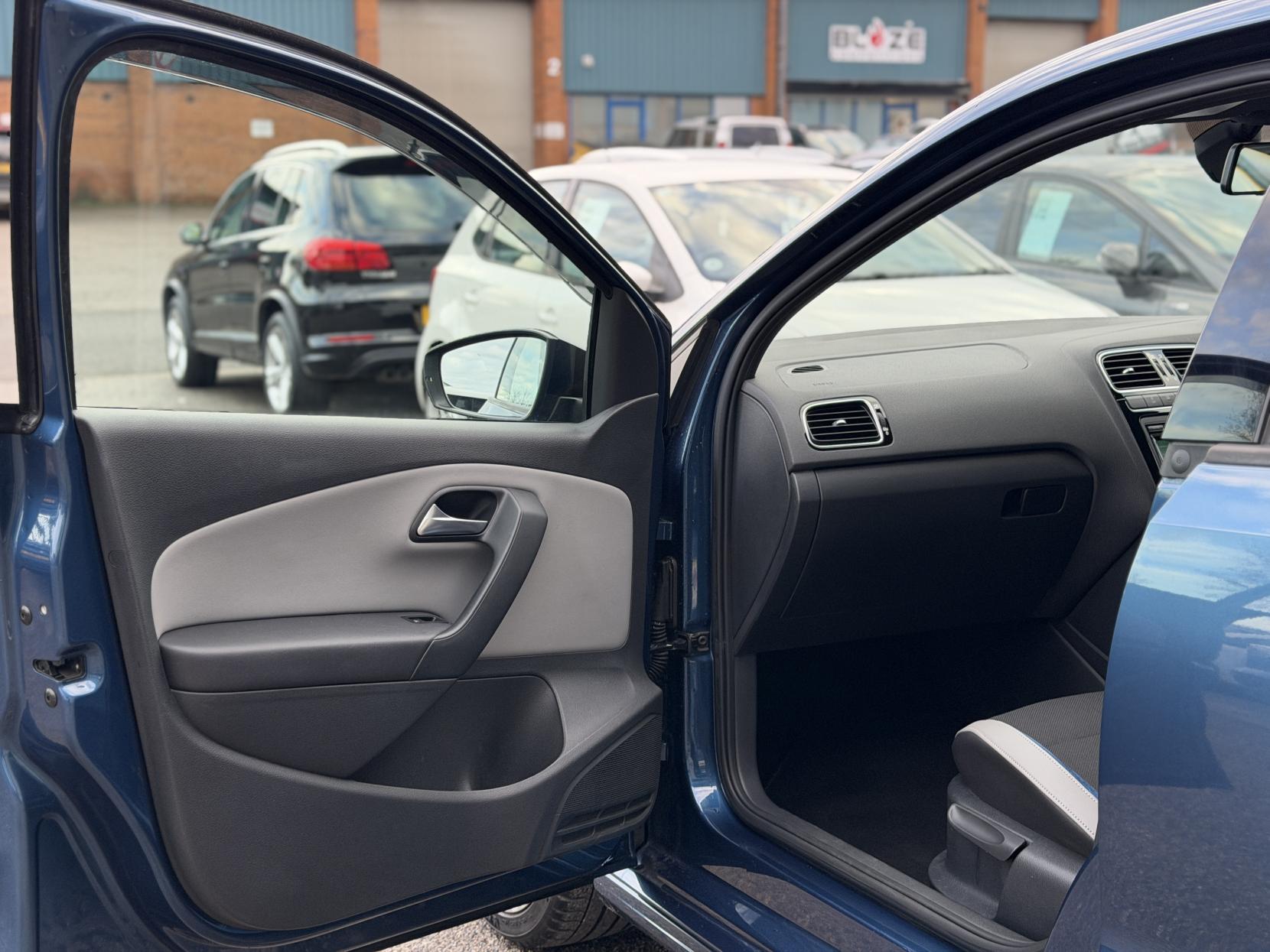 Volkswagen Polo 1.4 TSI BlueMotion Tech ACT BlueGT Hatchback 5dr Petrol DSG Euro 6 (s/s) (150 ps)