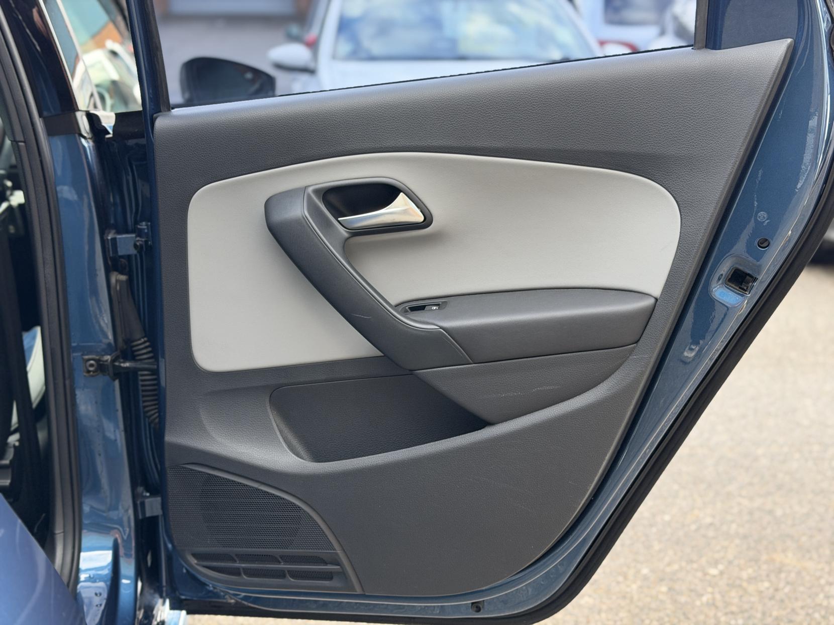 Volkswagen Polo 1.4 TSI BlueMotion Tech ACT BlueGT Hatchback 5dr Petrol DSG Euro 6 (s/s) (150 ps)