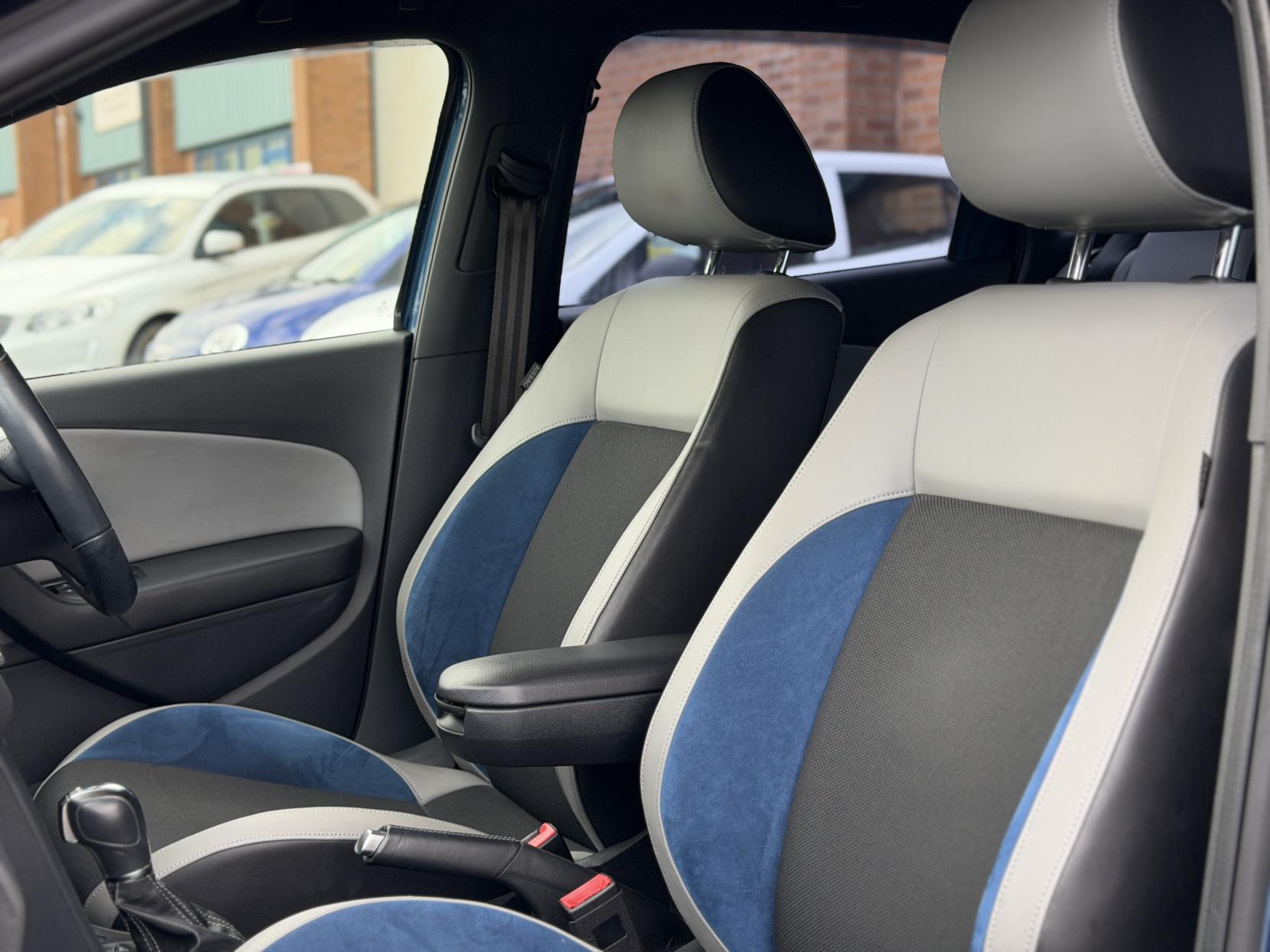 Volkswagen Polo 1.4 TSI BlueMotion Tech ACT BlueGT Hatchback 5dr Petrol DSG Euro 6 (s/s) (150 ps)