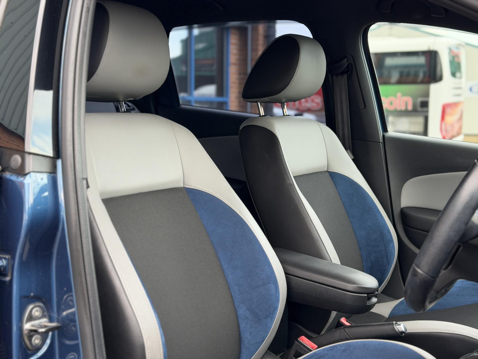 Volkswagen Polo 1.4 TSI BlueMotion Tech ACT BlueGT Hatchback 5dr Petrol DSG Euro 6 (s/s) (150 ps)