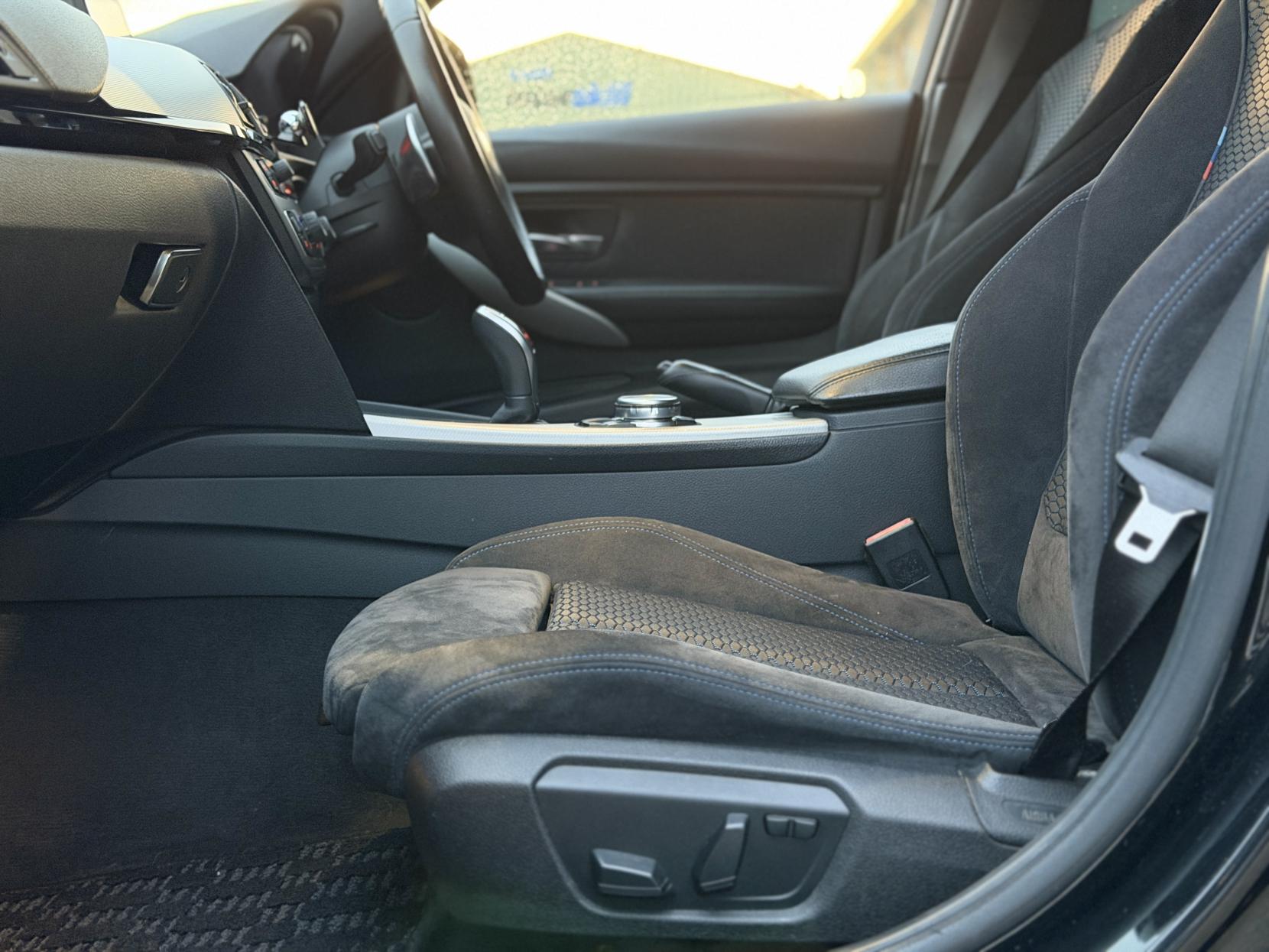 BMW 3 Series 2.0 320d BluePerformance M Sport Touring 5dr Diesel Auto Euro 6 (s/s) (184 ps)