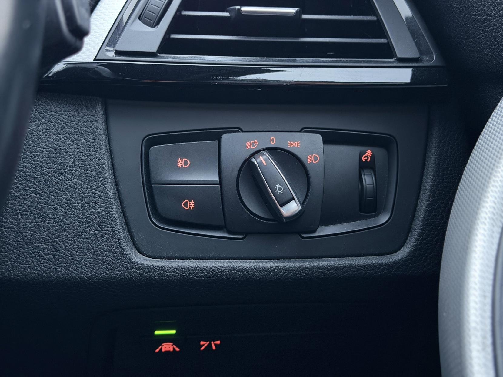 BMW 3 Series 2.0 320d BluePerformance M Sport Touring 5dr Diesel Auto Euro 6 (s/s) (184 ps)