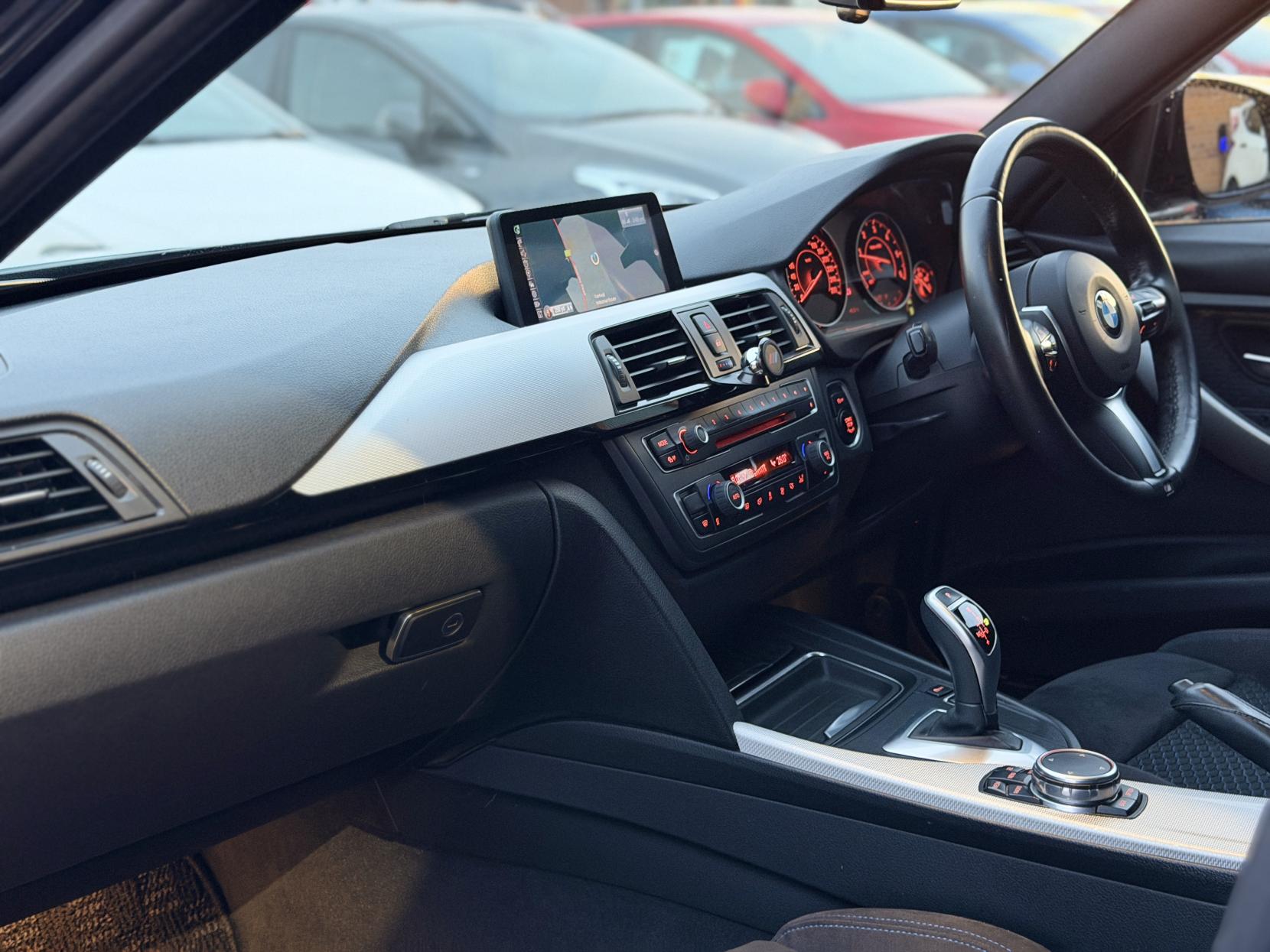 BMW 3 Series 2.0 320d BluePerformance M Sport Touring 5dr Diesel Auto Euro 6 (s/s) (184 ps)