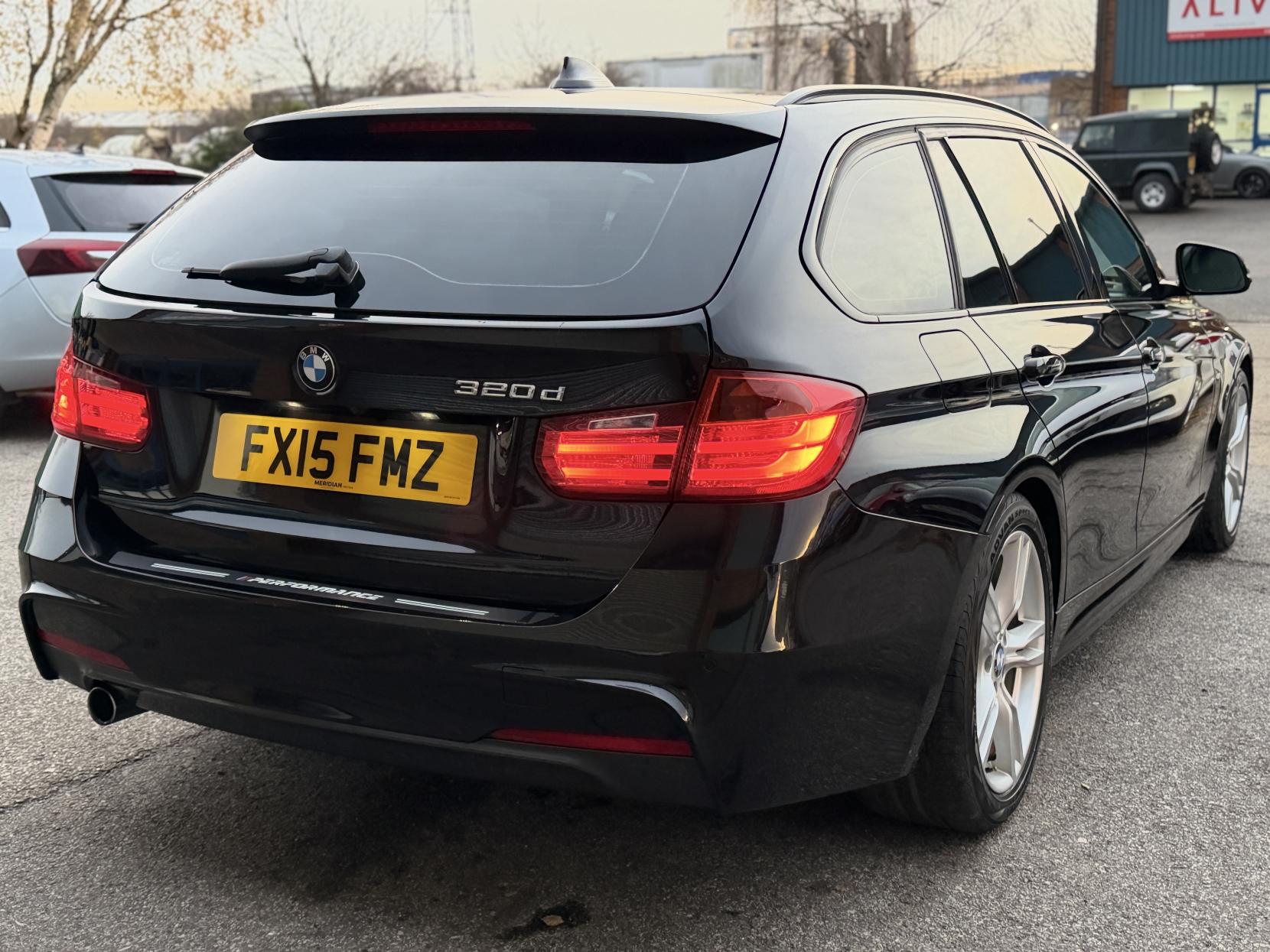 BMW 3 Series 2.0 320d BluePerformance M Sport Touring 5dr Diesel Auto Euro 6 (s/s) (184 ps)