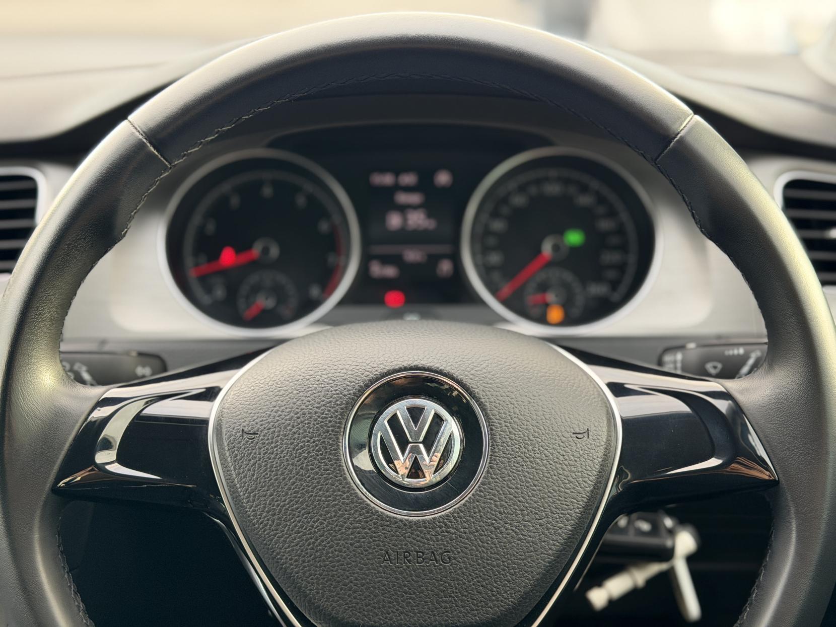 Volkswagen Golf 1.2 TSI BlueMotion Tech S Estate 5dr