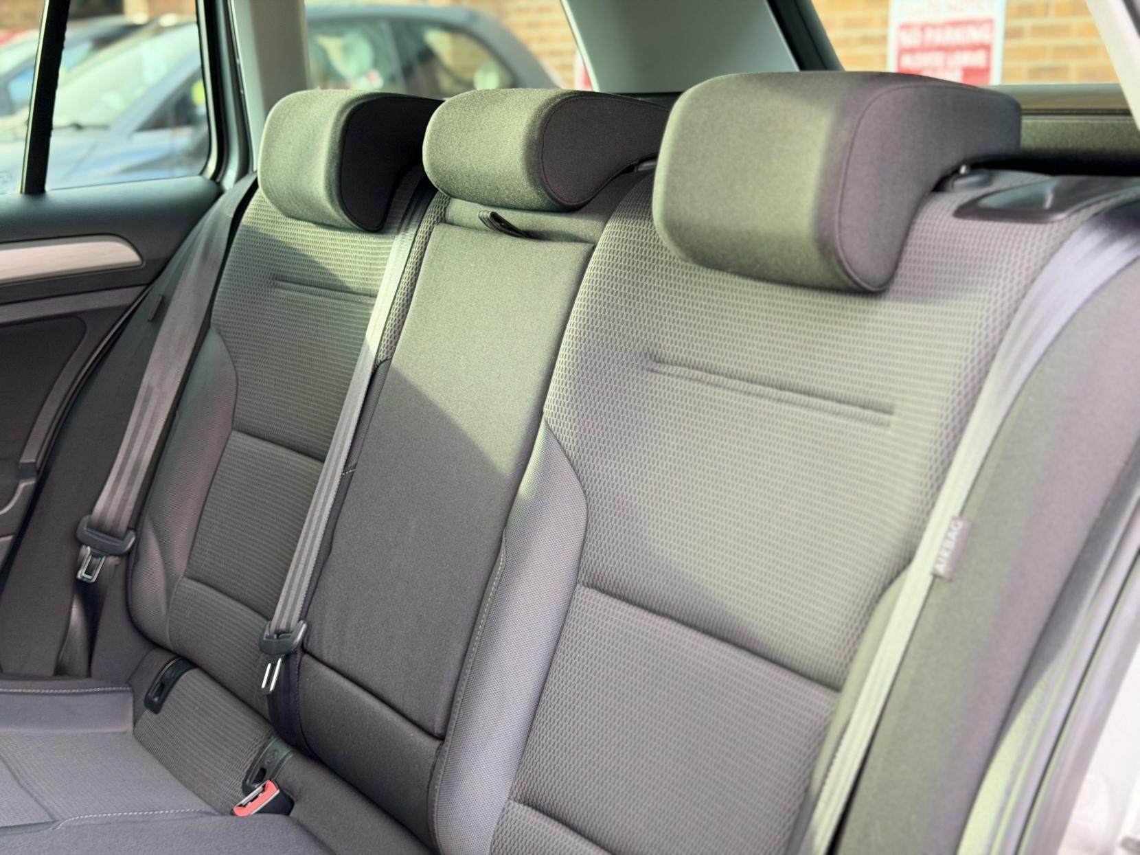 Volkswagen Golf 1.2 TSI BlueMotion Tech S Estate 5dr