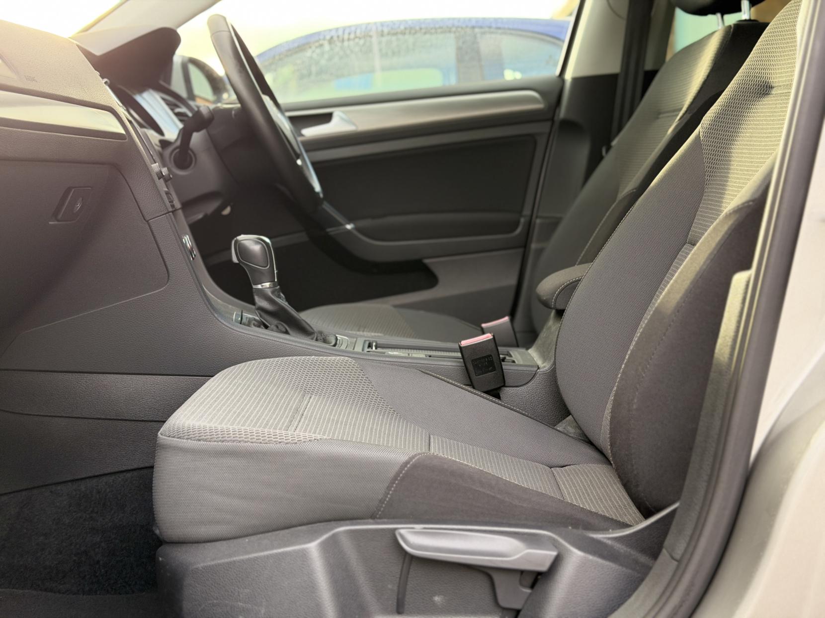 Volkswagen Golf 1.2 TSI BlueMotion Tech S Estate 5dr