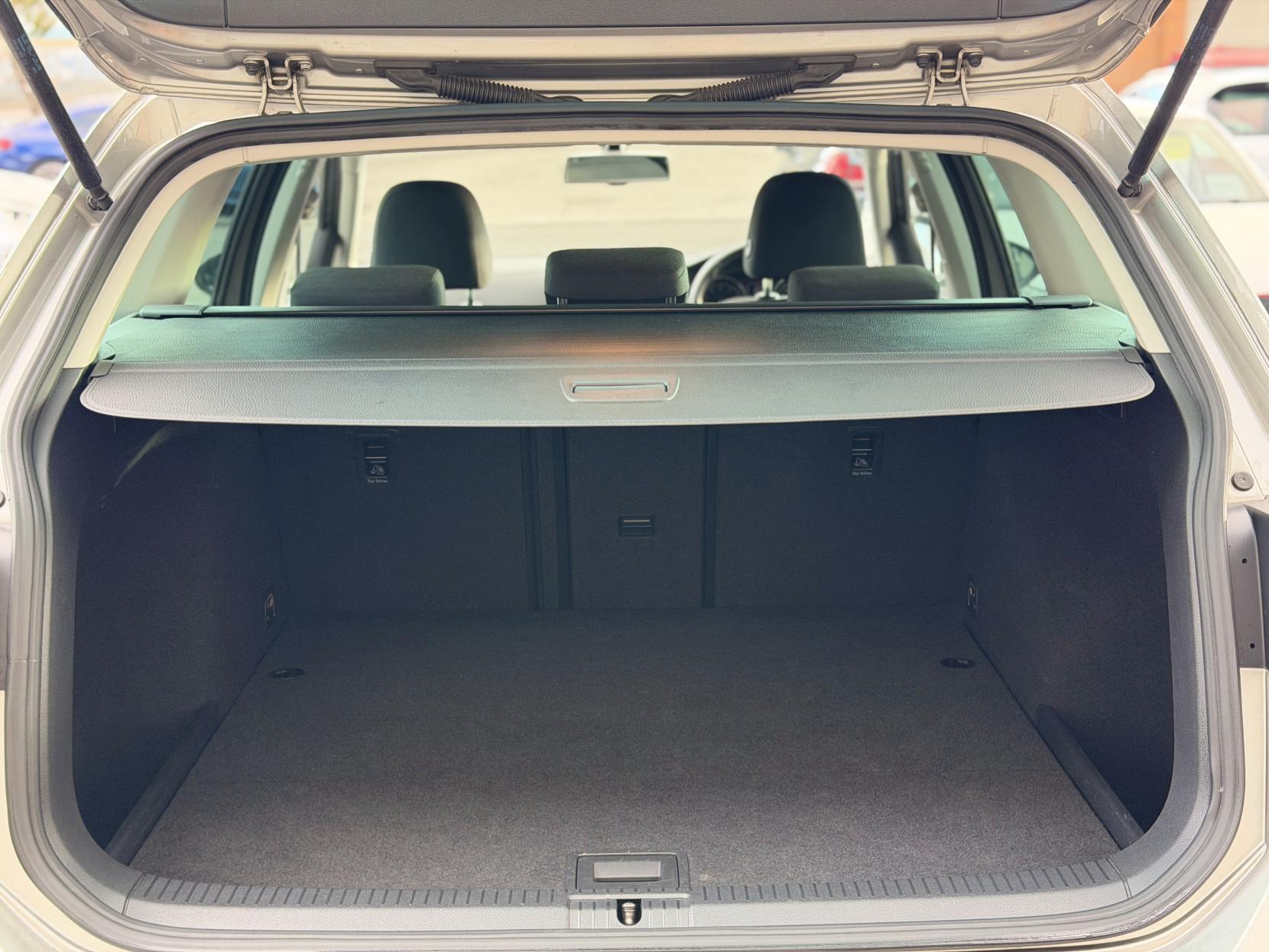 Volkswagen Golf 1.2 TSI BlueMotion Tech S Estate 5dr