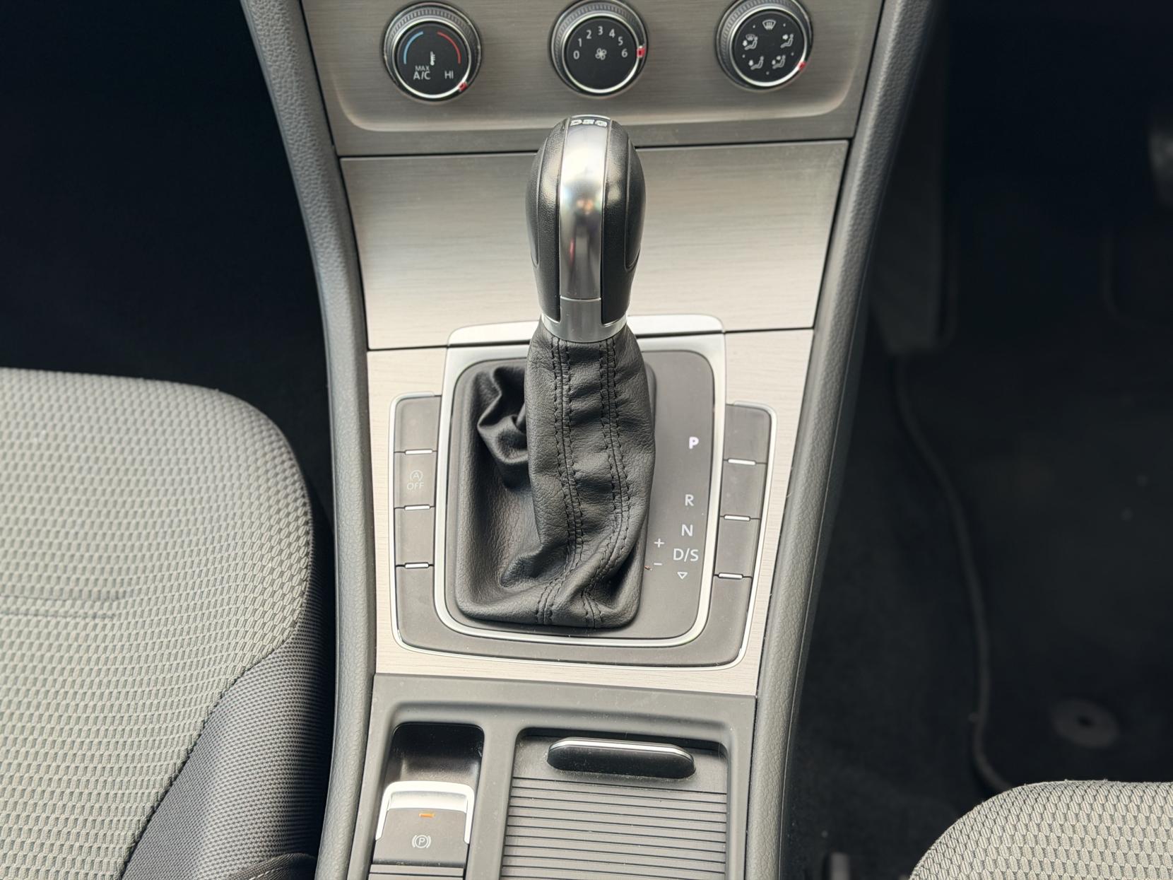 Volkswagen Golf 1.2 TSI BlueMotion Tech S Estate 5dr