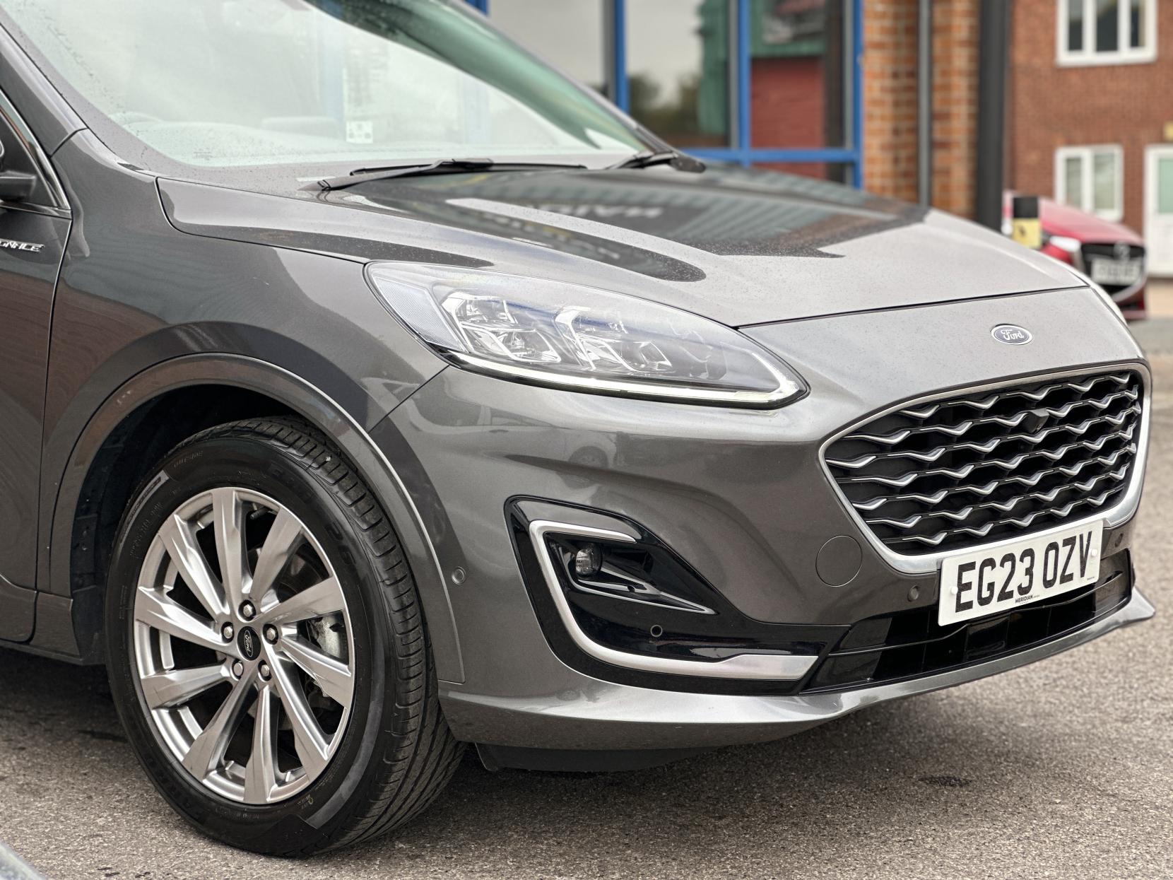 Ford Kuga 2.5h Duratec Vignale SUV 5dr Petrol Hybrid CVT Euro 6 (s/s) (190 ps)