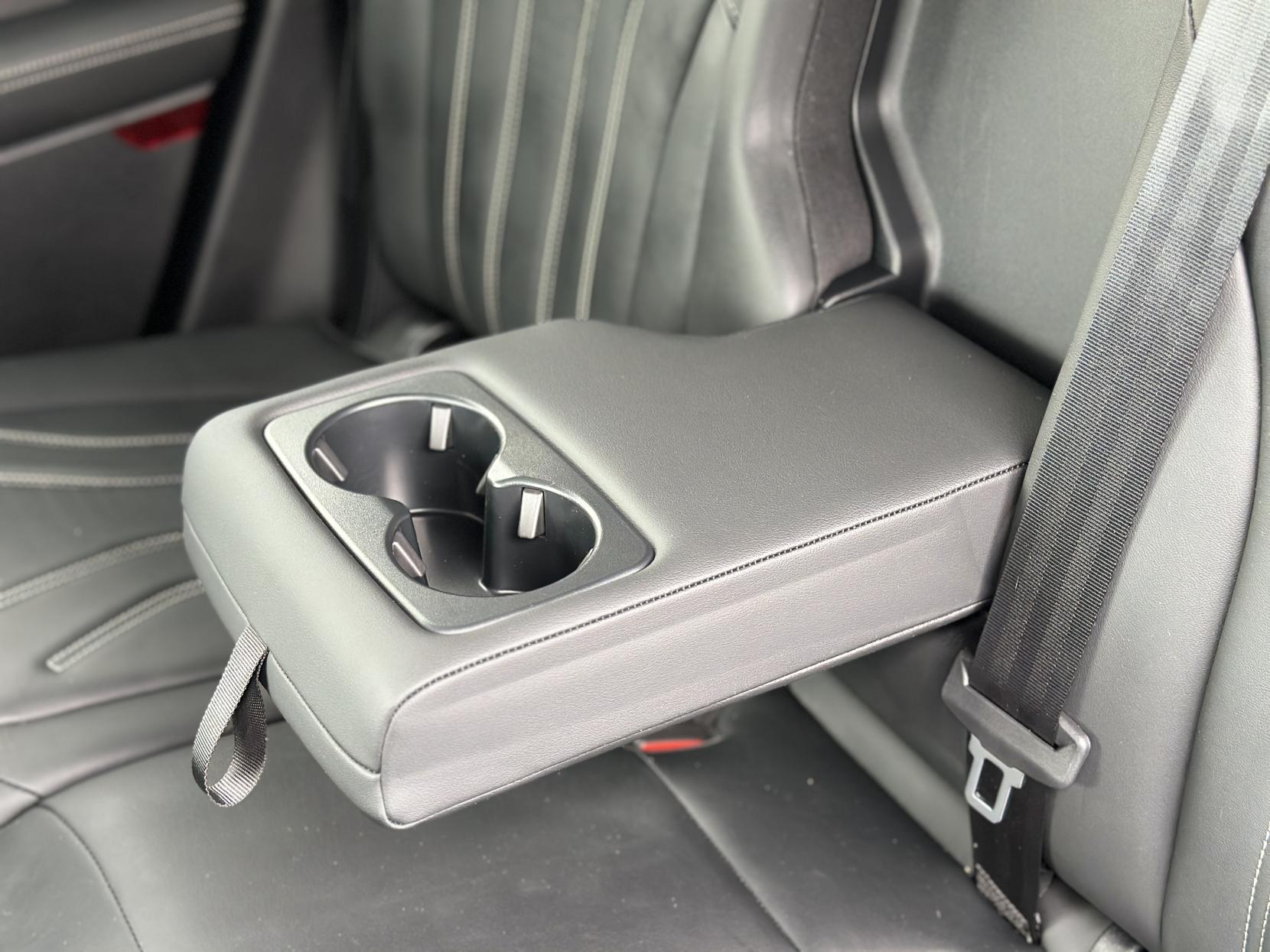 Ford Kuga 2.5h Duratec Vignale SUV 5dr Petrol Hybrid CVT Euro 6 (s/s) (190 ps)