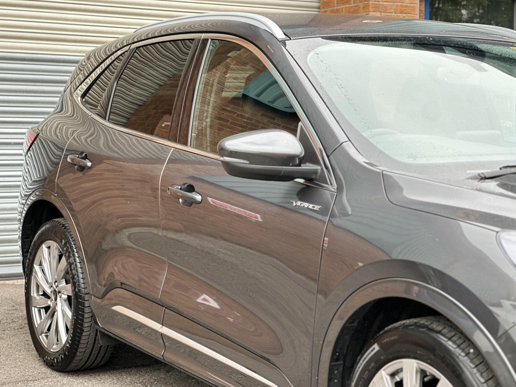 Ford Kuga 2.5h Duratec Vignale SUV 5dr Petrol Hybrid CVT Euro 6 (s/s) (190 ps)