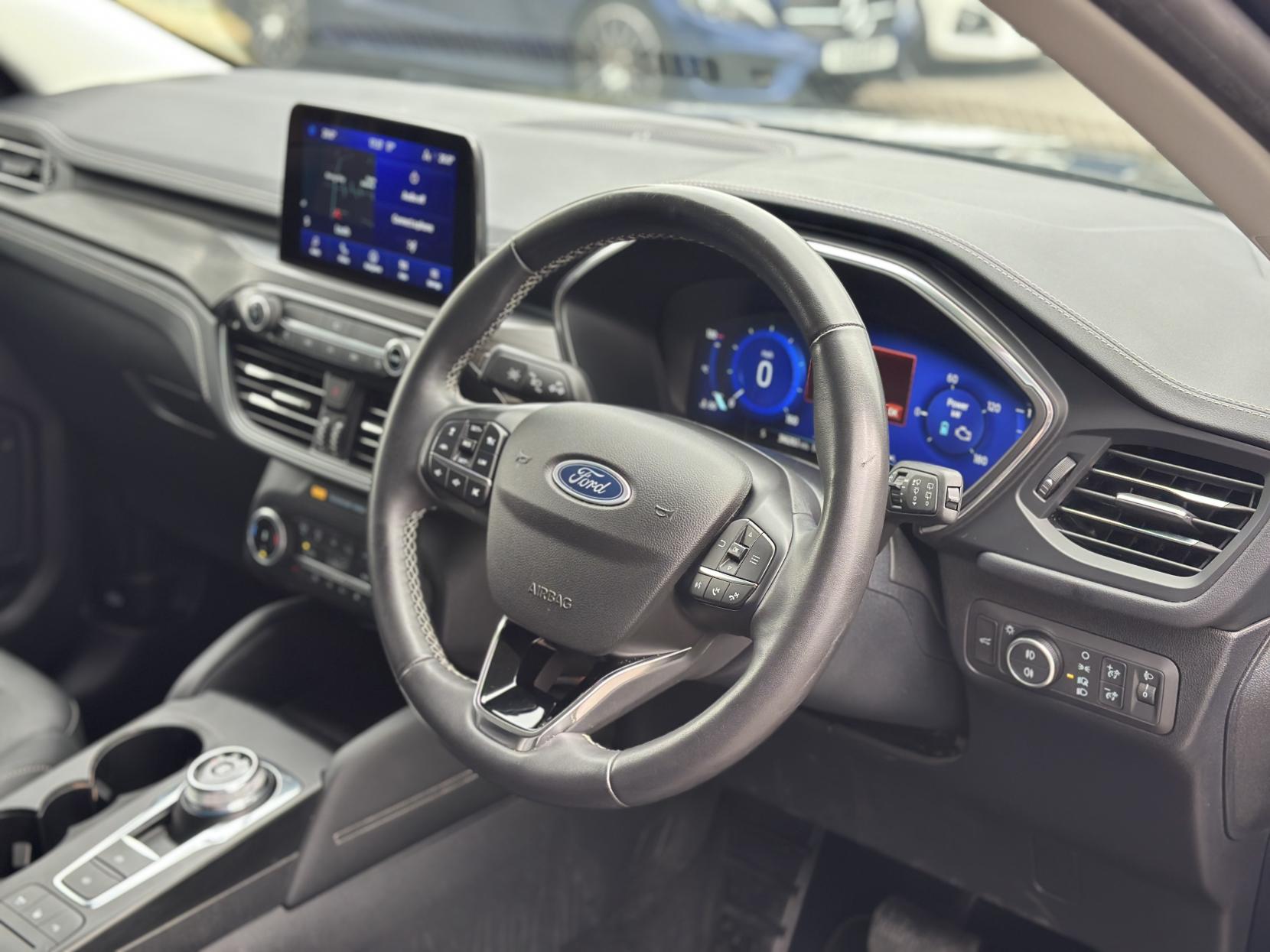 Ford Kuga 2.5h Duratec Vignale SUV 5dr Petrol Hybrid CVT Euro 6 (s/s) (190 ps)