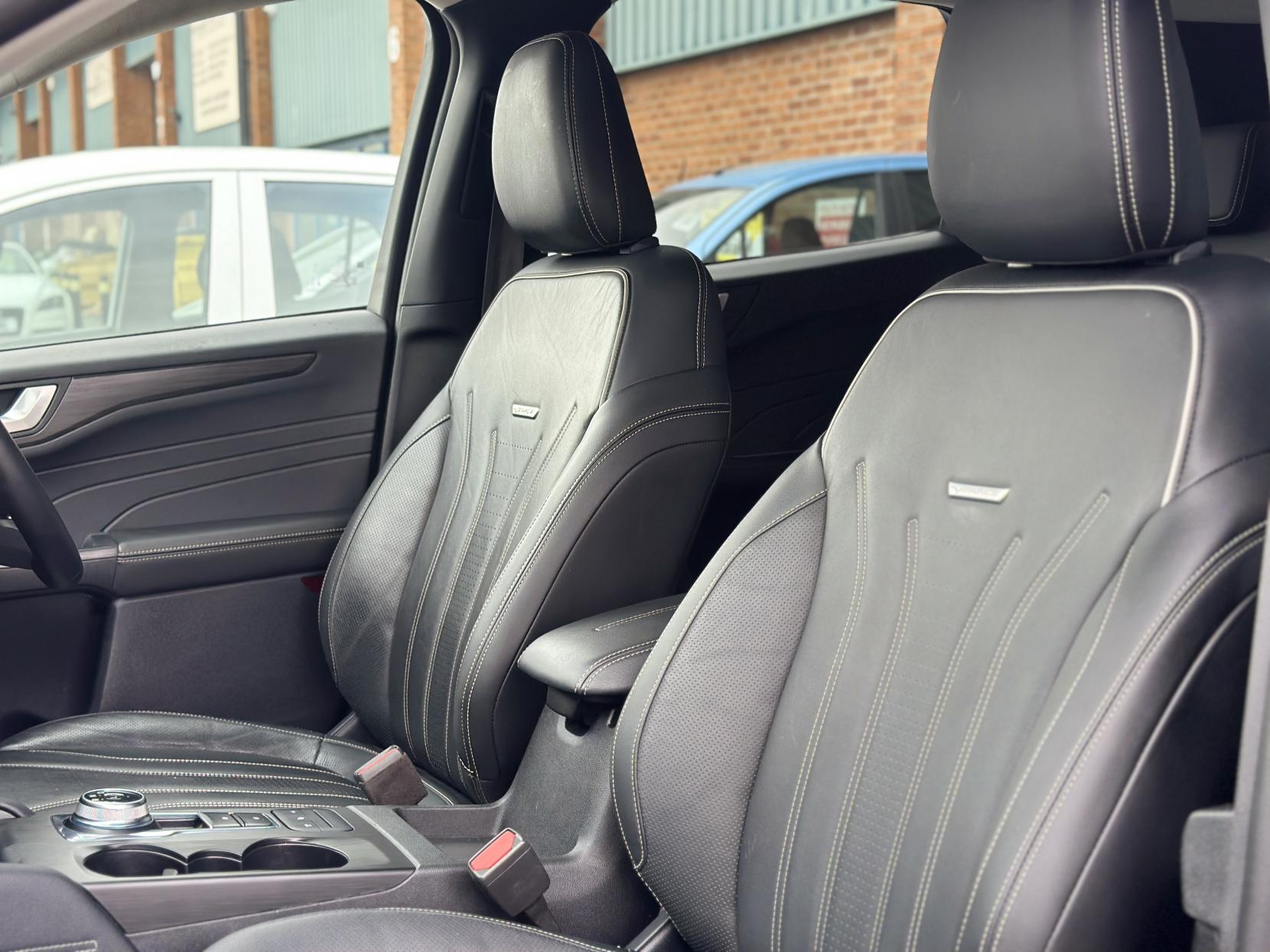 Ford Kuga 2.5h Duratec Vignale SUV 5dr Petrol Hybrid CVT Euro 6 (s/s) (190 ps)