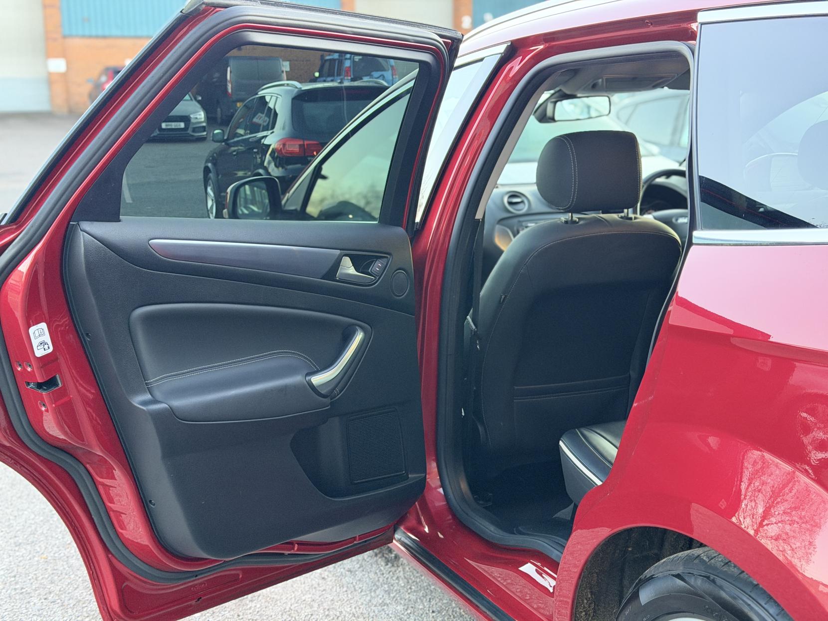 Ford Mondeo 2.0 TDCi Titanium X Business Edition Estate 5dr Diesel Powershift Euro 5 (140 ps)