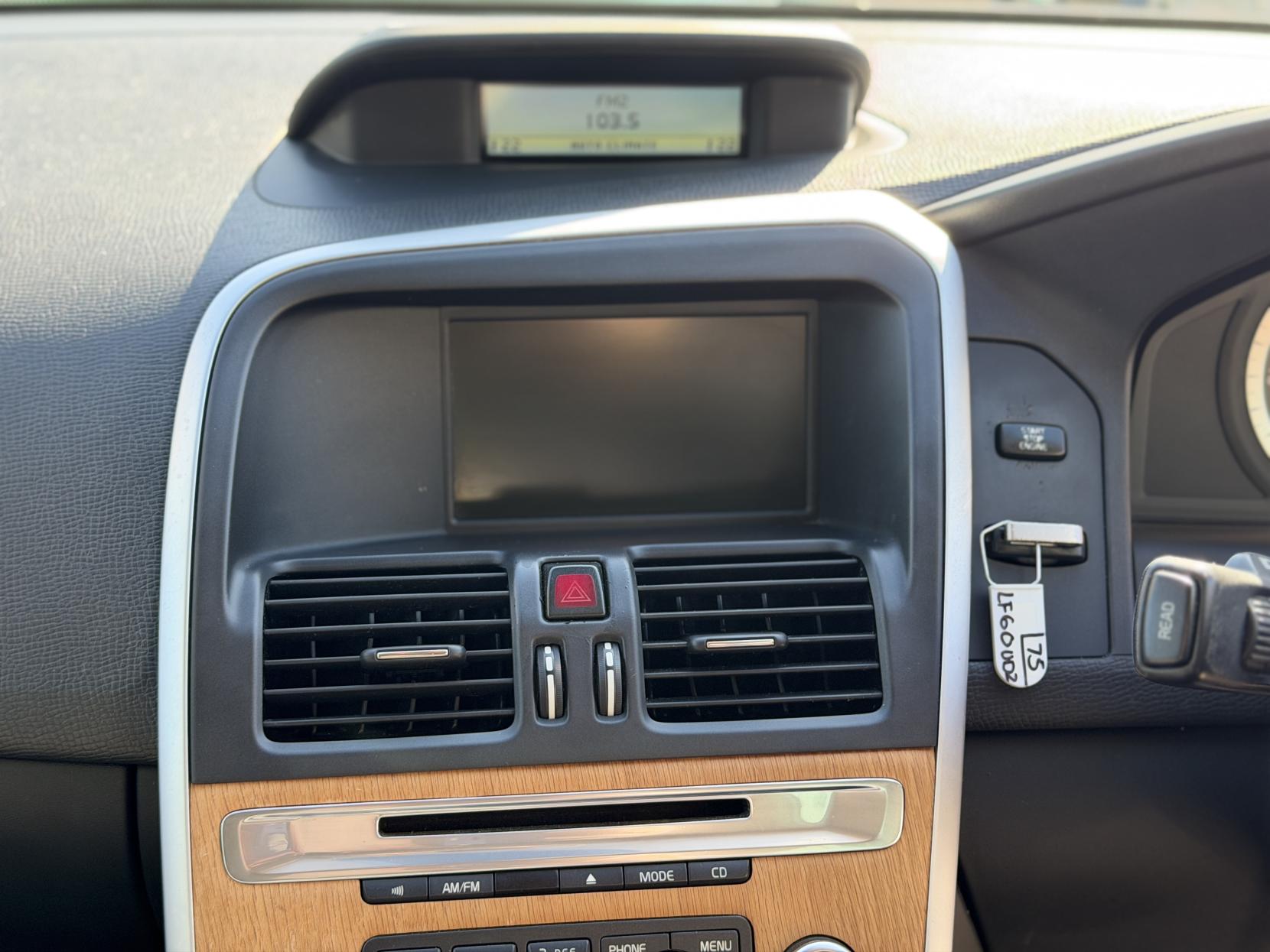 Volvo XC60 2.0 T5 SE Lux Premium SUV 5dr Petrol Powershift Euro 5 (240 ps)