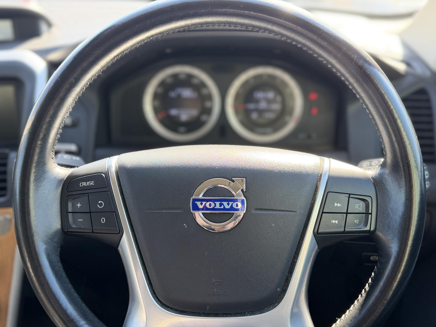 Volvo XC60 2.0 T5 SE Lux Premium SUV 5dr Petrol Powershift Euro 5 (240 ps)