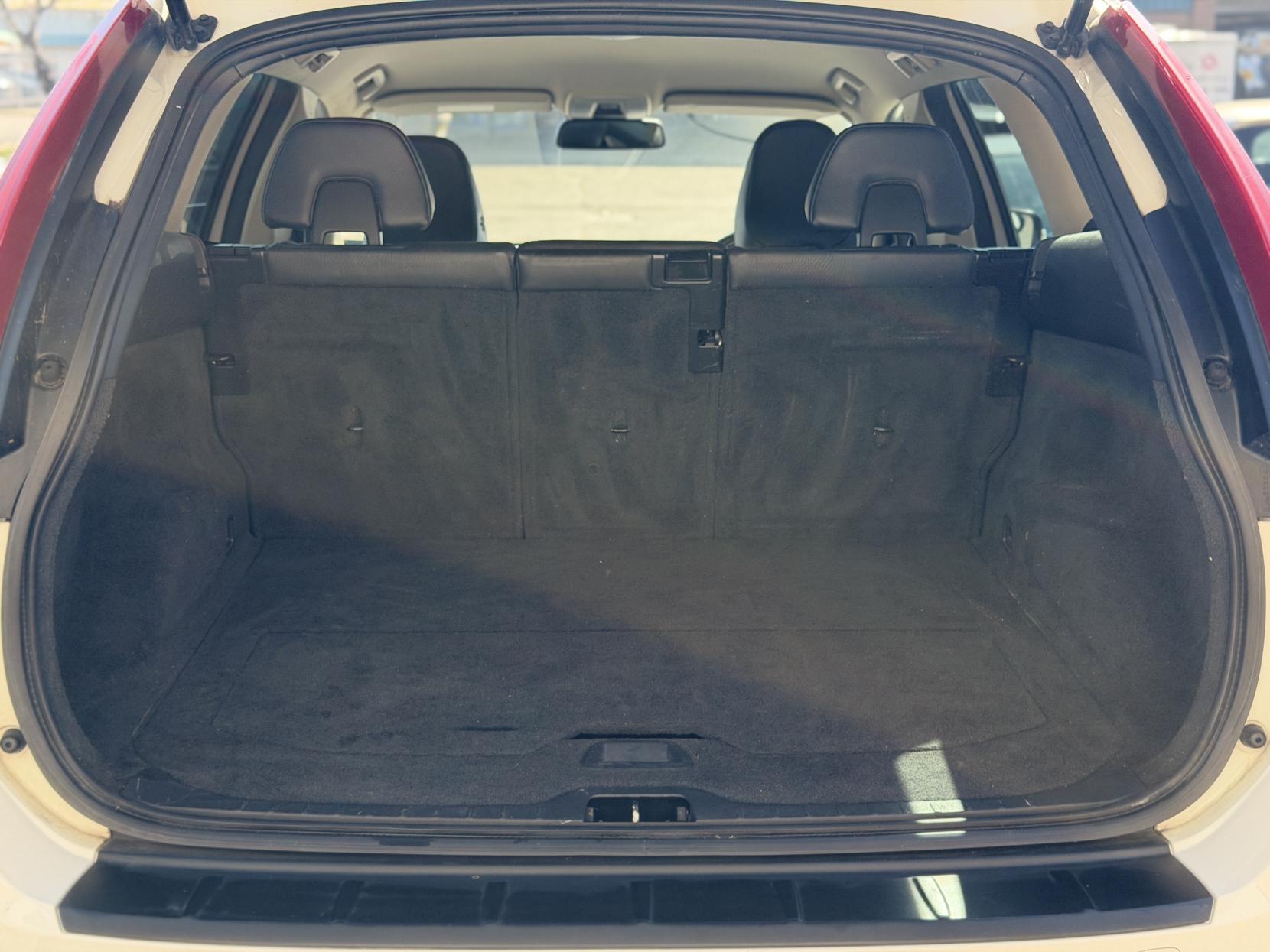 Volvo XC60 2.0 T5 SE Lux Premium SUV 5dr Petrol Powershift Euro 5 (240 ps)