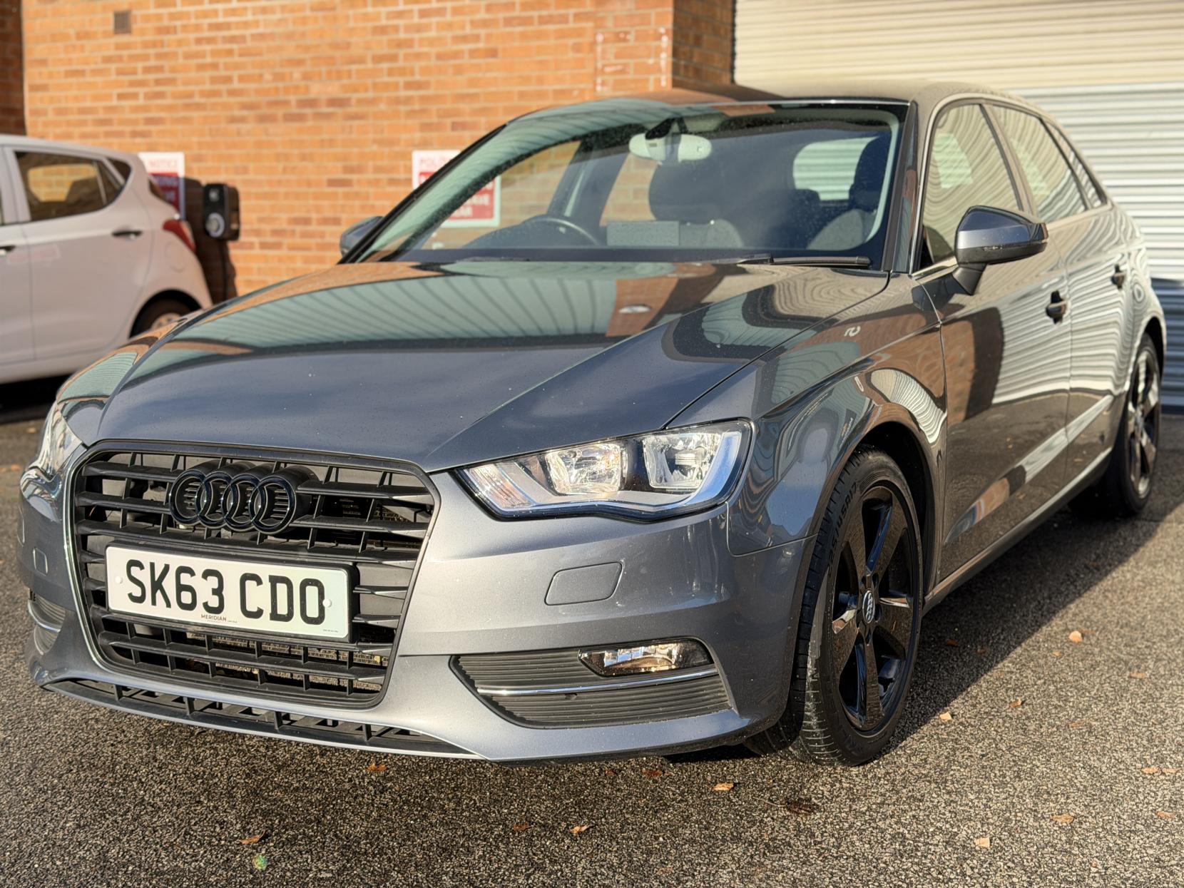 Audi A3 1.6 TDI Sport Sportback 5dr Diesel Manual Euro 5 (s/s) (105 ps)