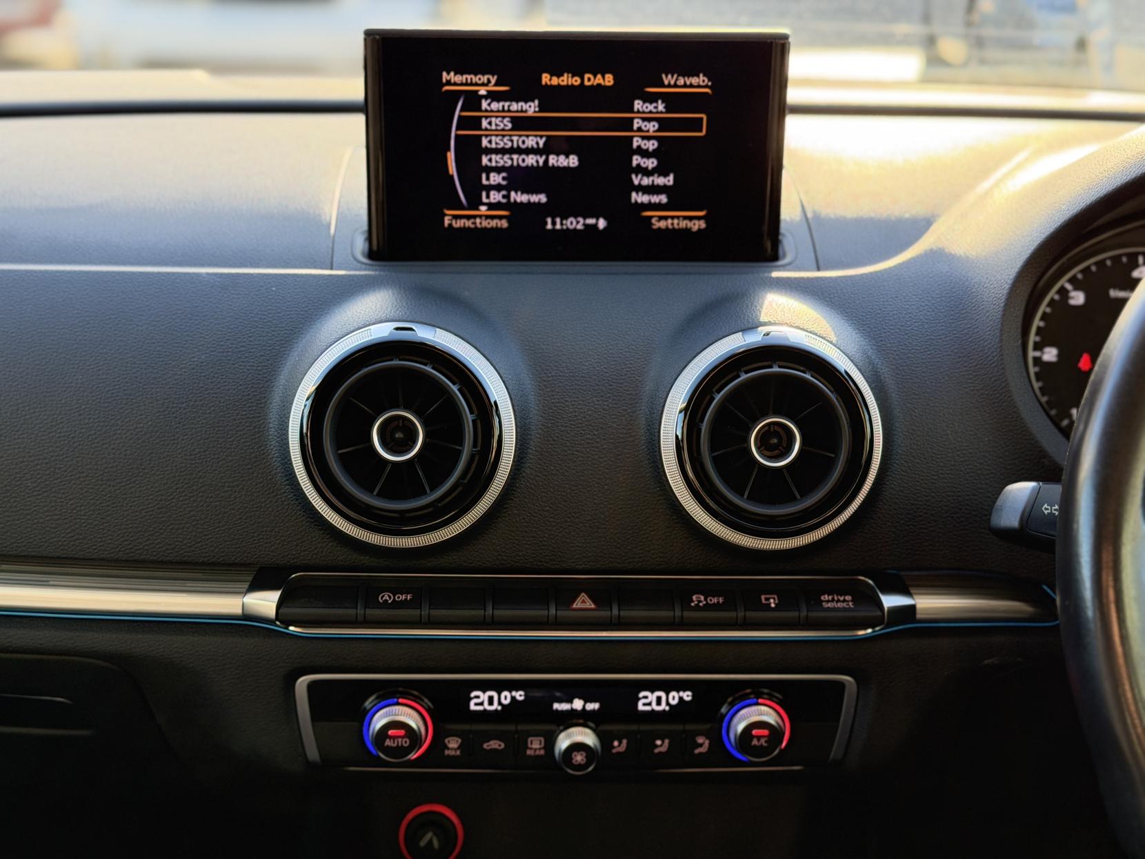 Audi A3 1.6 TDI Sport Sportback 5dr Diesel Manual Euro 5 (s/s) (105 ps)