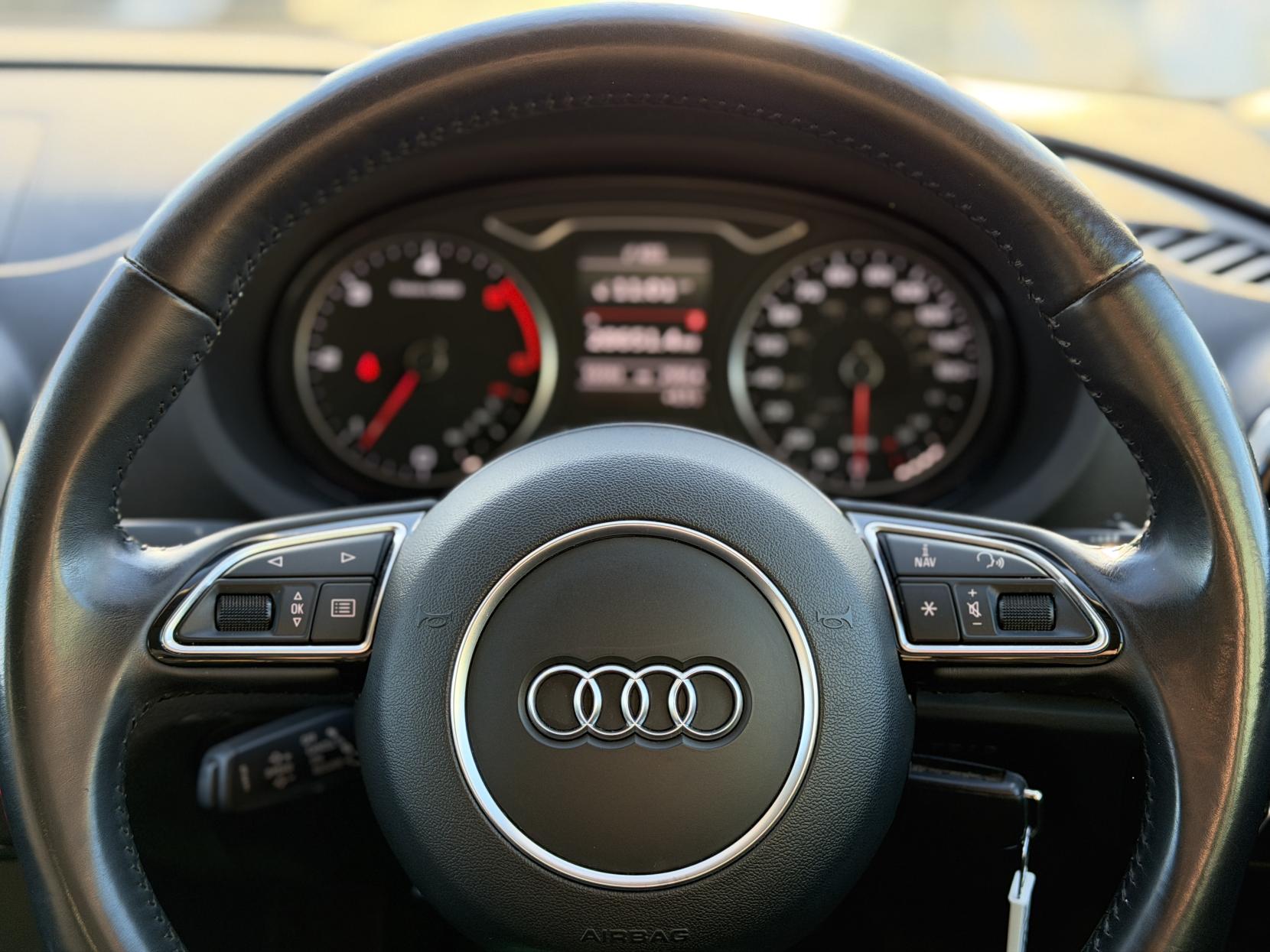 Audi A3 1.6 TDI Sport Sportback 5dr Diesel Manual Euro 5 (s/s) (105 ps)