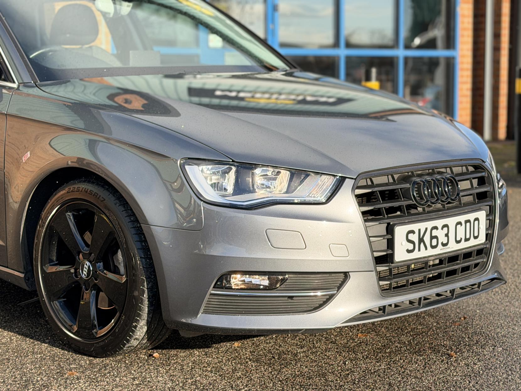 Audi A3 1.6 TDI Sport Sportback 5dr Diesel Manual Euro 5 (s/s) (105 ps)