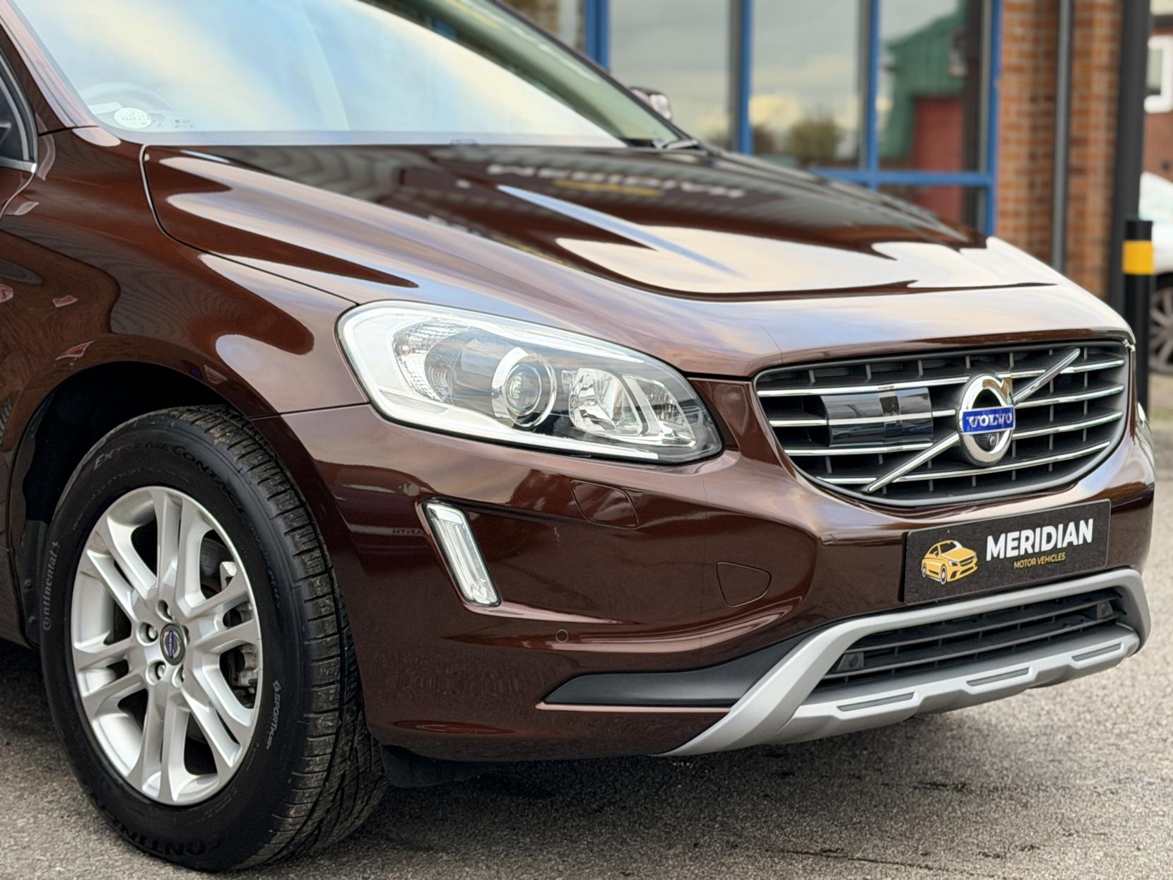 Volvo XC60 2.0 T5 SE Lux Nav SUV 5dr Petrol Auto Euro 6 (s/s) (245 ps)