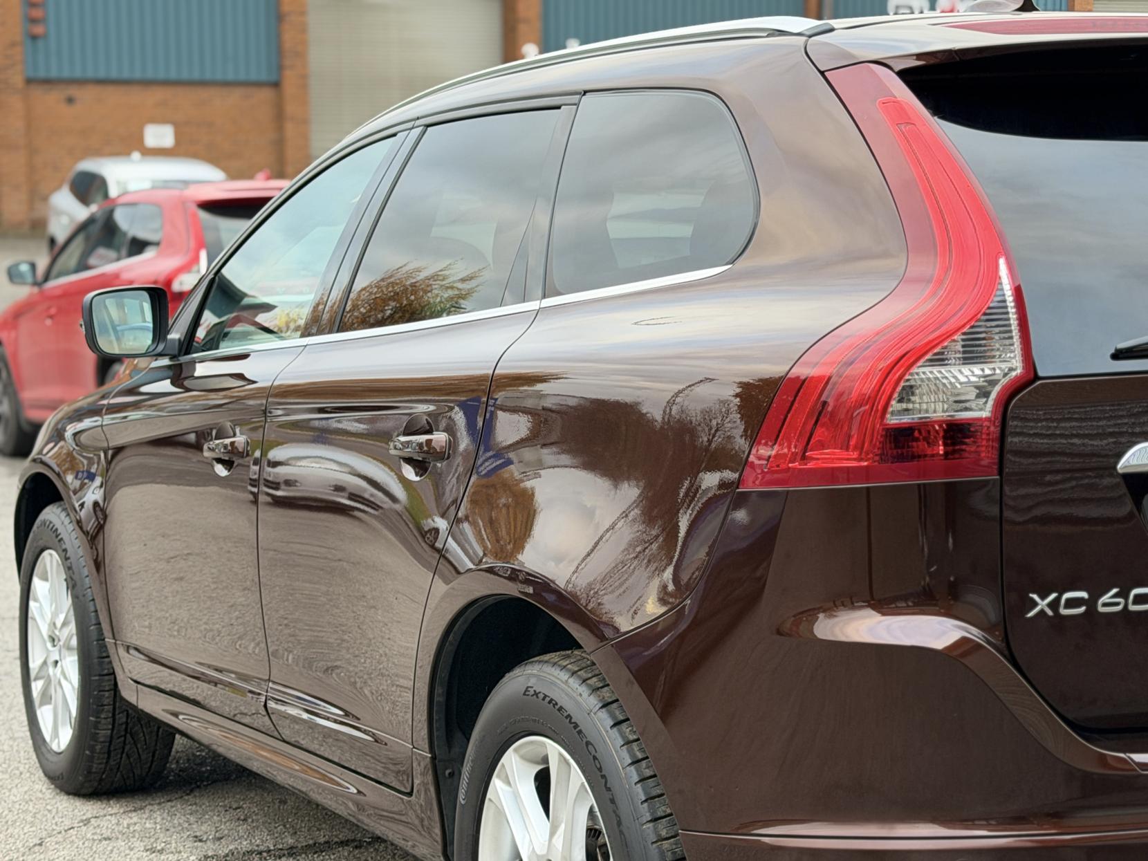 Volvo XC60 2.0 T5 SE Lux Nav SUV 5dr Petrol Auto Euro 6 (s/s) (245 ps)