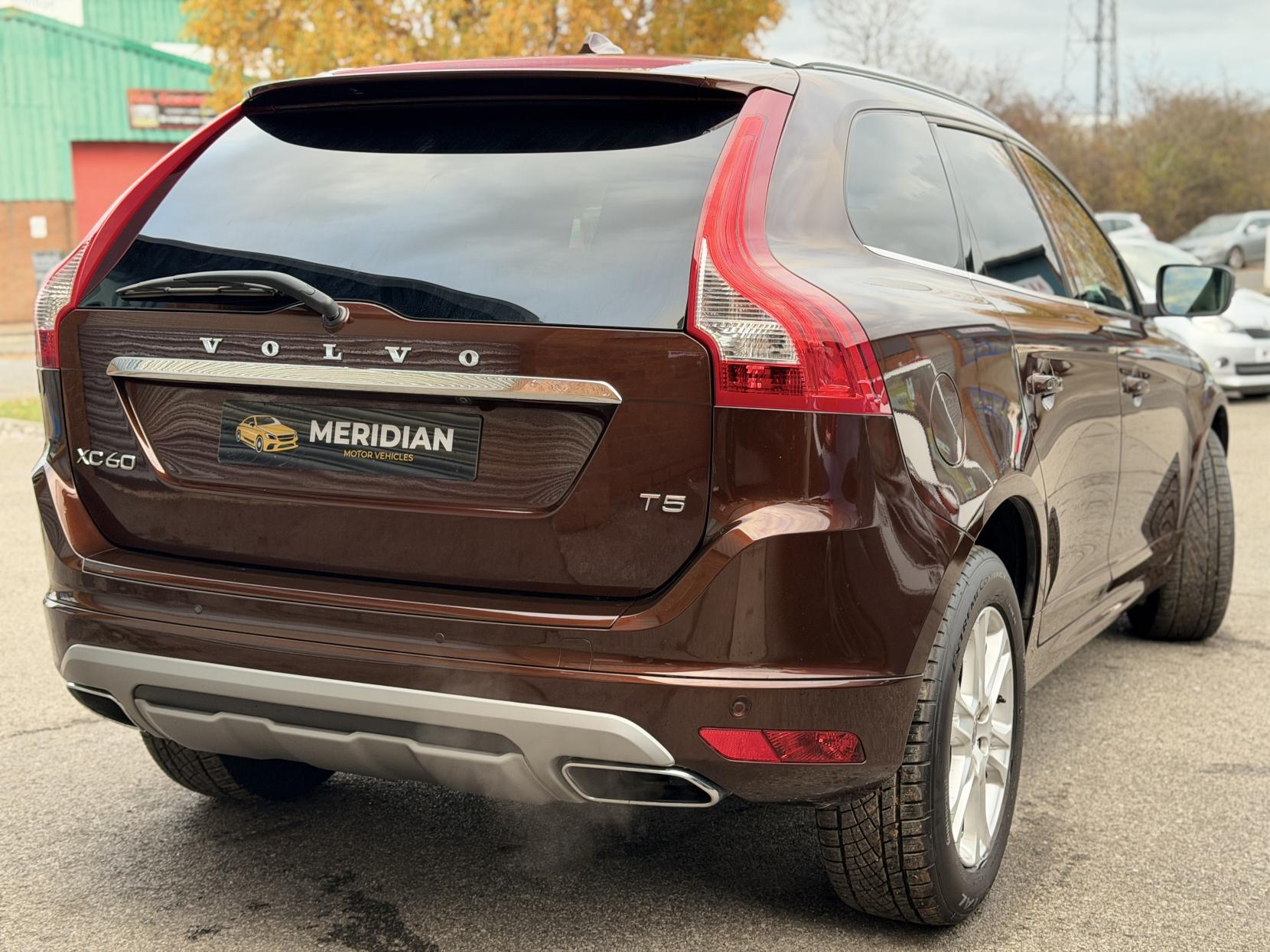 Volvo XC60 2.0 T5 SE Lux Nav SUV 5dr Petrol Auto Euro 6 (s/s) (245 ps)