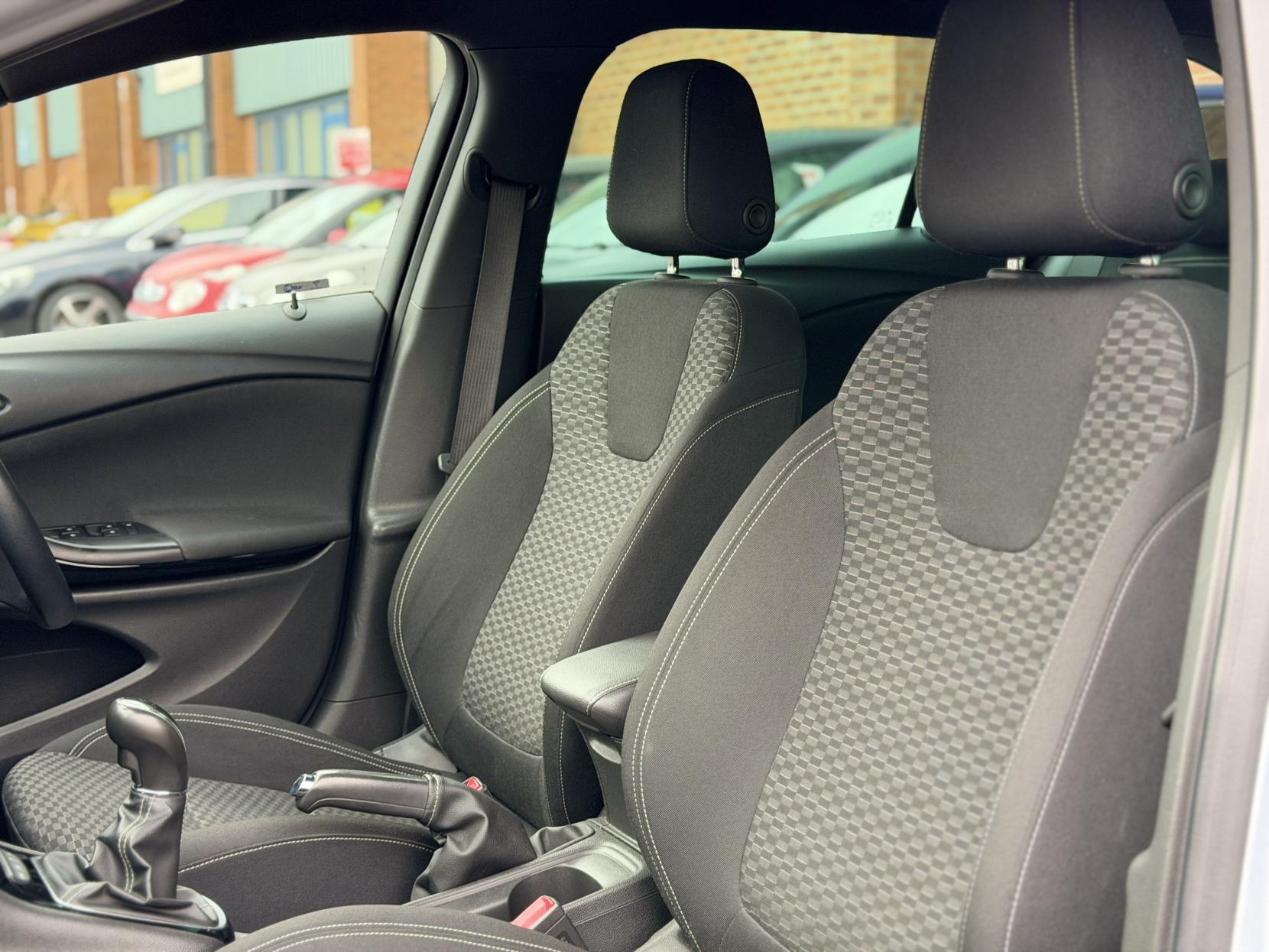 Vauxhall Astra 1.4i Turbo SRi Sports Tourer 5dr Petrol Manual Euro 6 (150 ps)