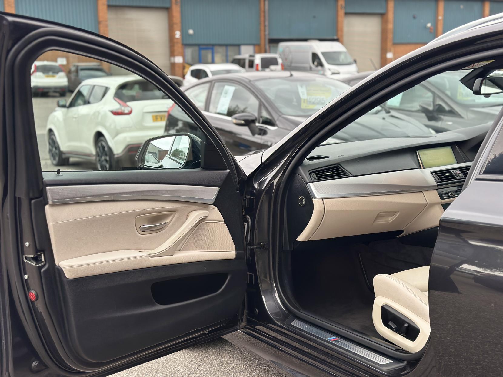 BMW 5 Series 2.0 520d M Sport Touring 5dr Diesel Auto Euro 6 (s/s) (184 ps)