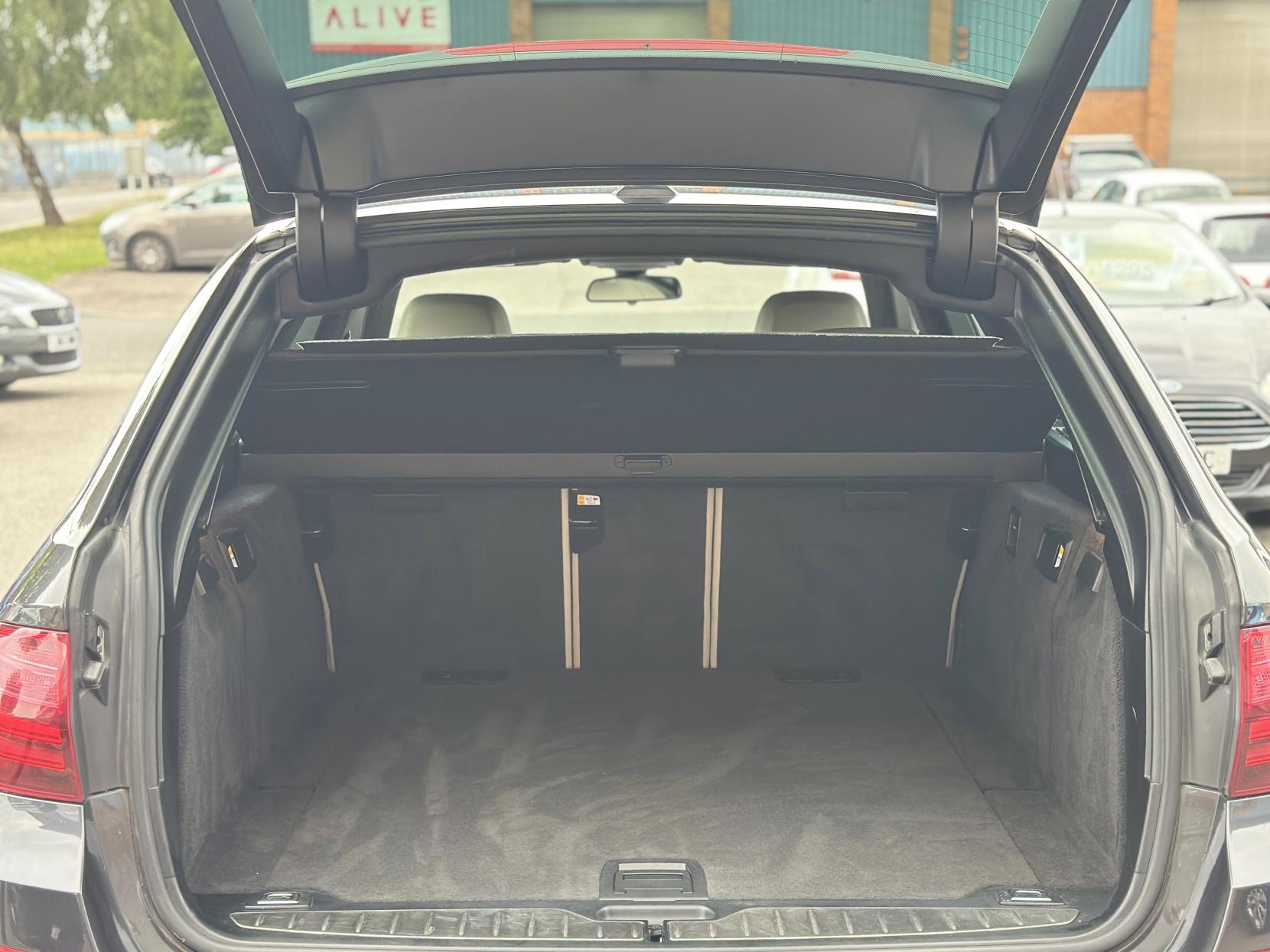 BMW 5 Series 2.0 520d M Sport Touring 5dr Diesel Auto Euro 6 (s/s) (184 ps)