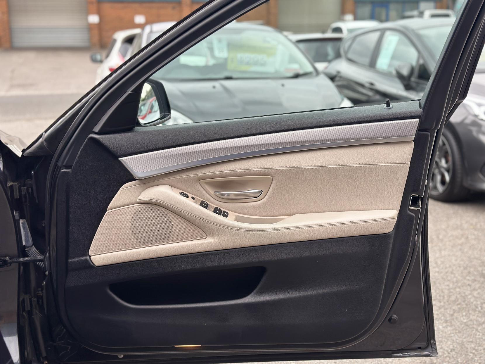 BMW 5 Series 2.0 520d M Sport Touring 5dr Diesel Auto Euro 6 (s/s) (184 ps)