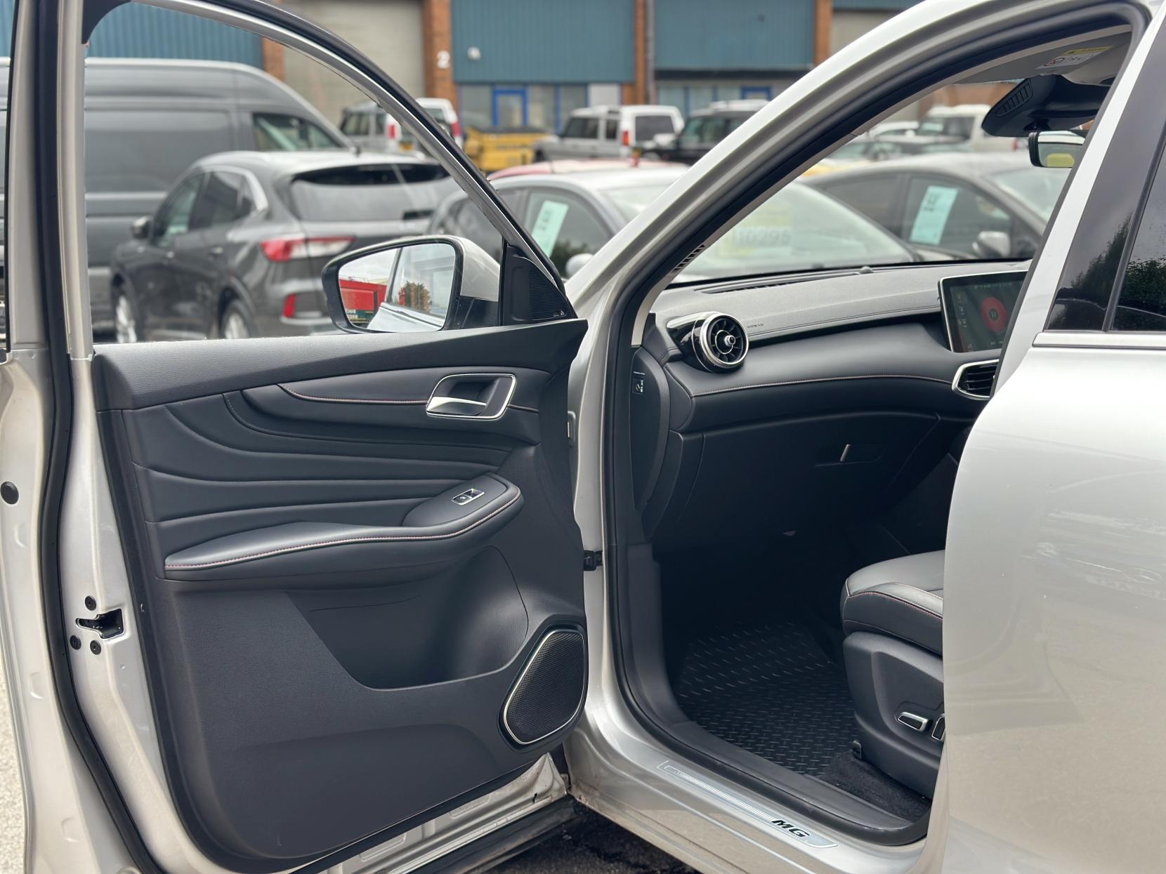 MG MG HS 1.5 T-GDI Exclusive SUV 5dr Petrol DCT Euro 6 (s/s) (162 ps)