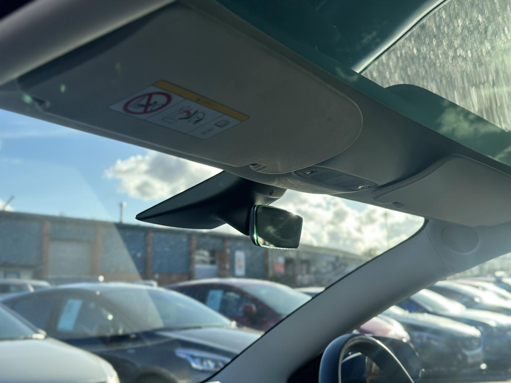 Tesla Model 3 (Dual Motor) Long Range Saloon 4dr Electric Auto 4WDE (346 ps)