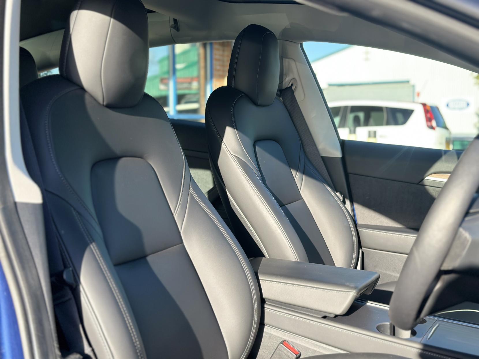 Tesla Model 3 (Dual Motor) Long Range Saloon 4dr Electric Auto 4WDE (346 ps)