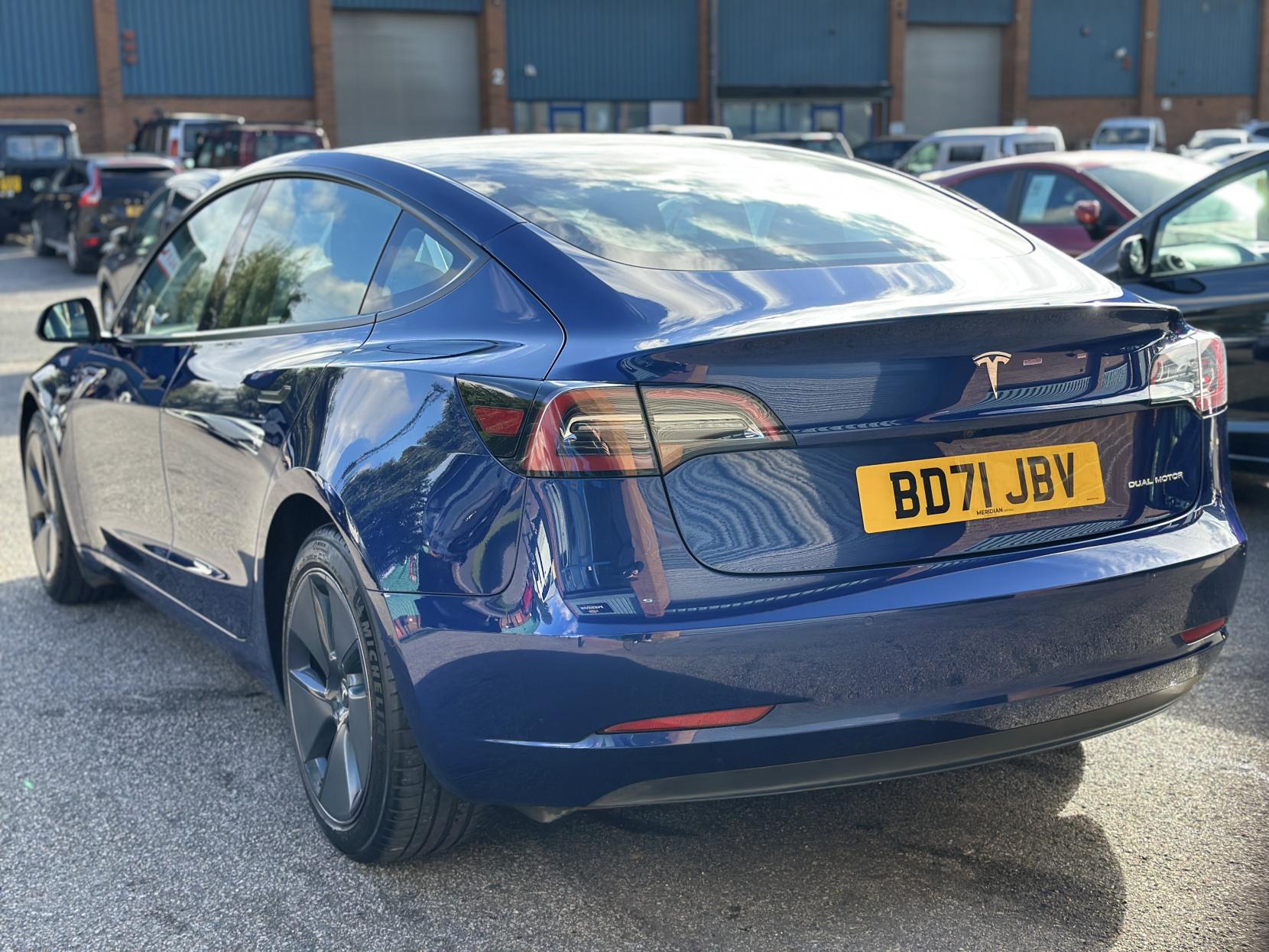 Tesla Model 3 (Dual Motor) Long Range Saloon 4dr Electric Auto 4WDE (346 ps)